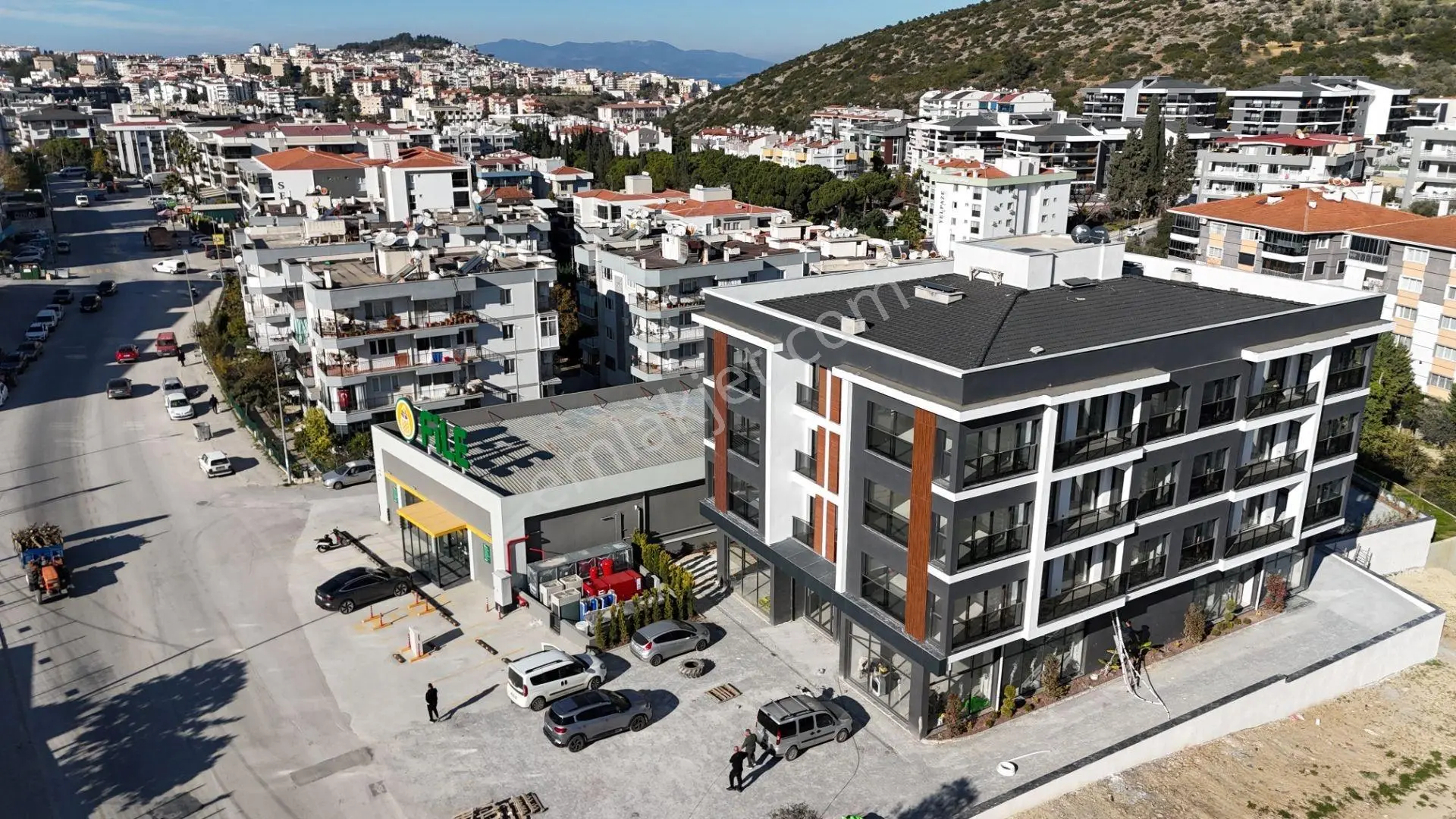 Kuşadası Kirazlı Yolu Satılık Ara Kat Sıfır 3+1 Daire - Görsel 6