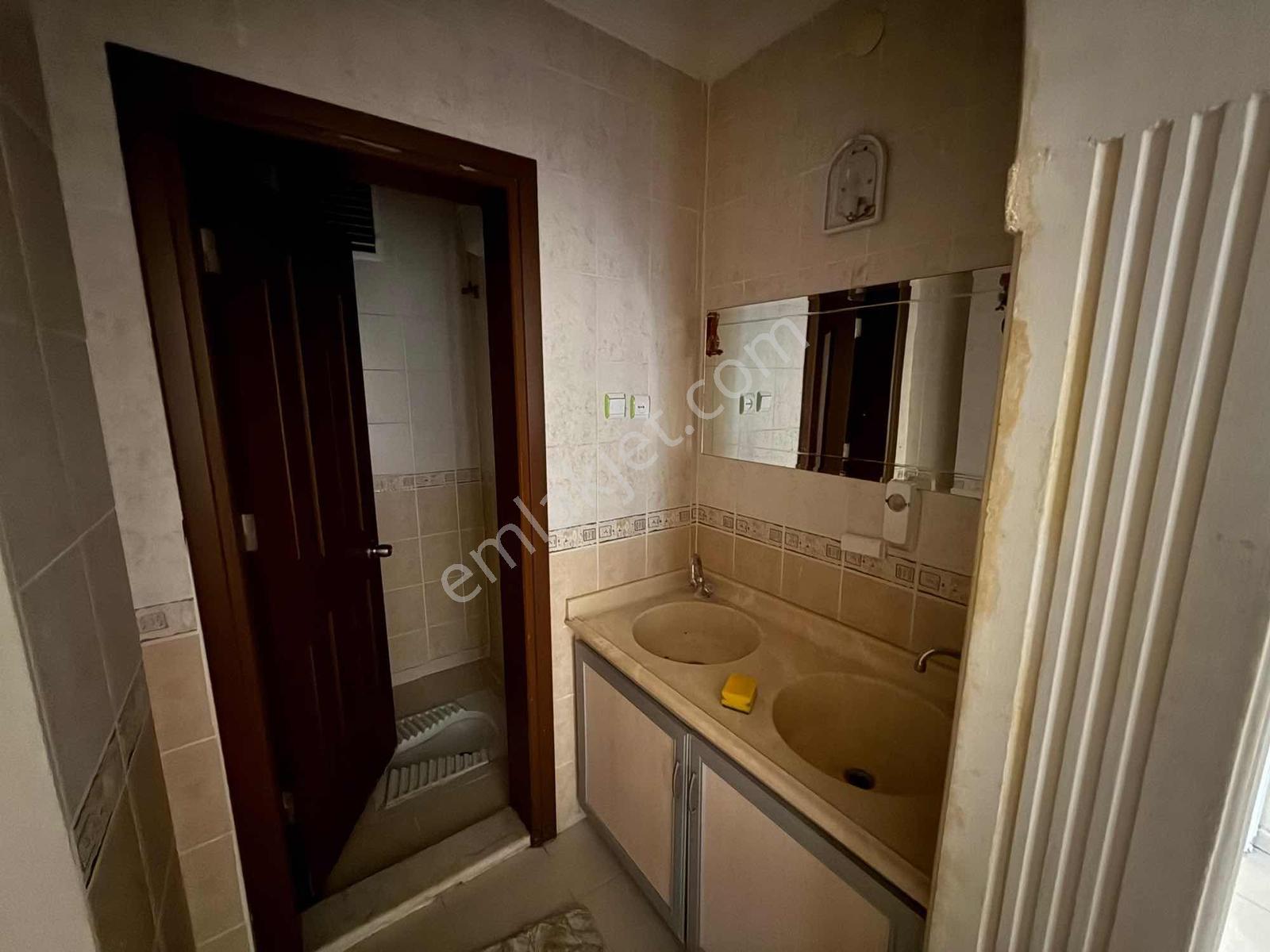 Net Emlaktan Anayol Üstü Bakımlı Eşyalı Arakat Kiralık Daire - Görsel 20