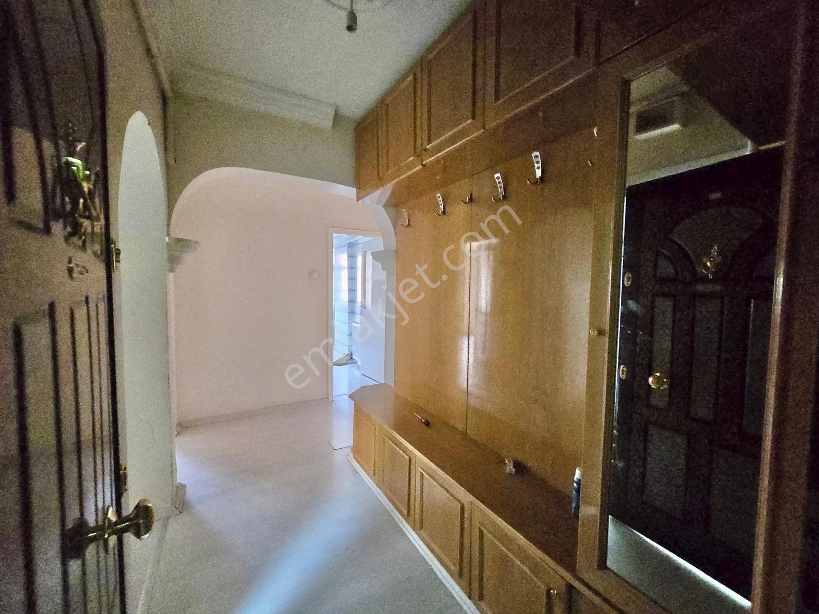 Sincan Akşemsettin Mah. 3+1 Yapılı Kiralık Ara Katta Daire - Görsel 10