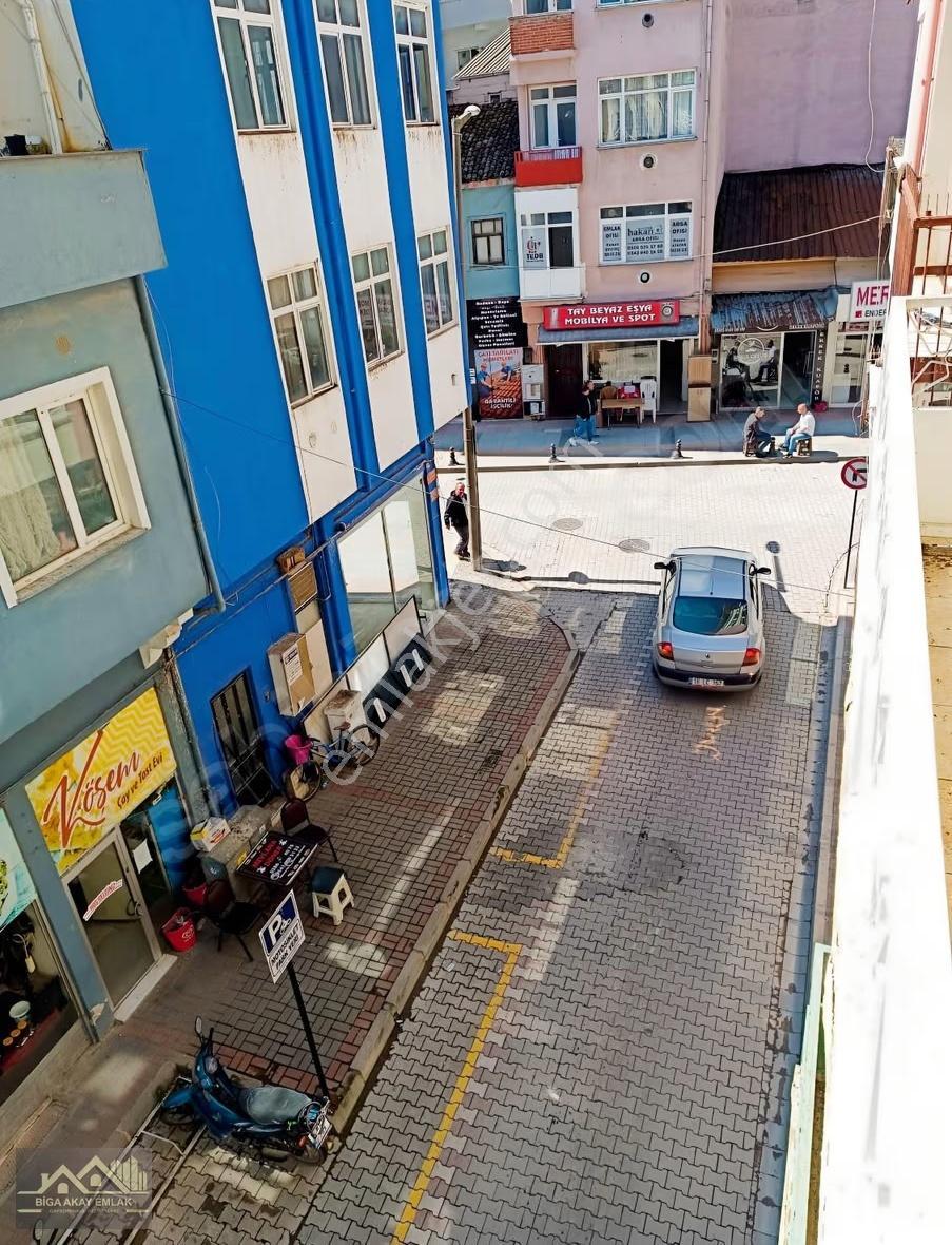 Biga Çarşı Merkezinde Kapalı Mutfak 2+1 Kiralık Daire - Görsel 7