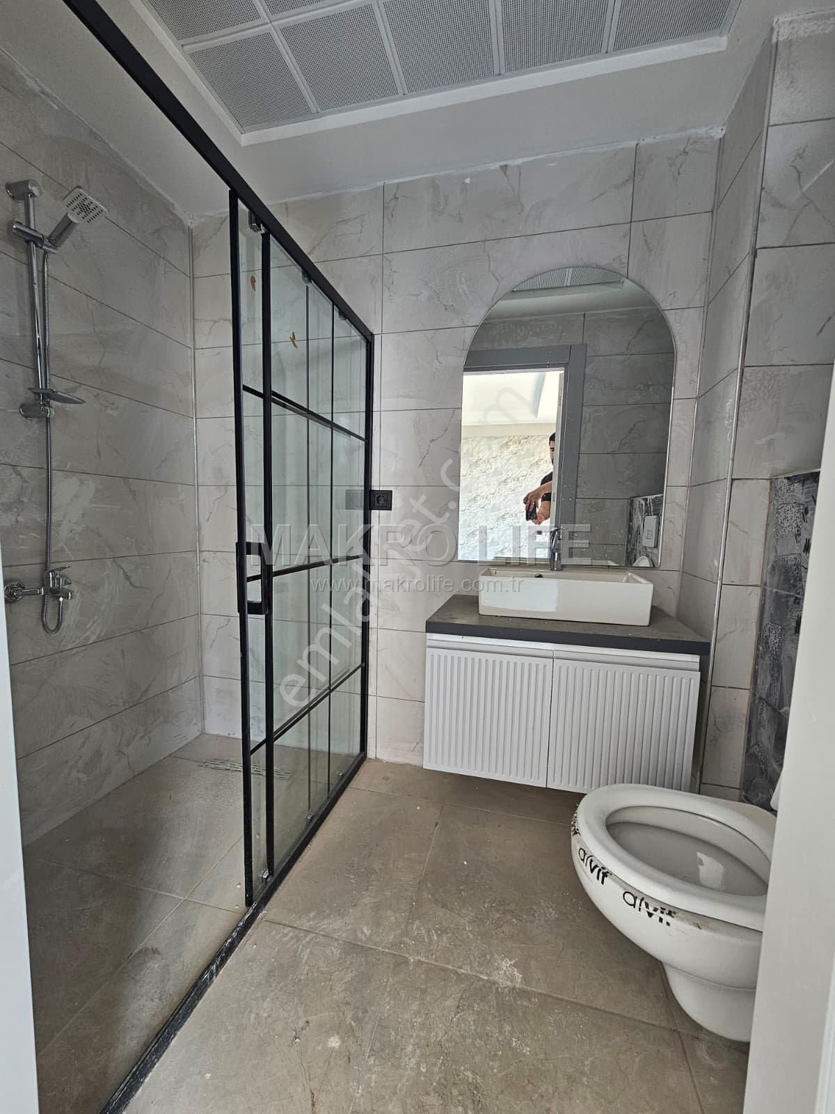 Doğayla İç İçe Konforlu Ve Lüx Bir Yaşam Arayanlara Özel 6+1 Satılık Villa - Görsel 24