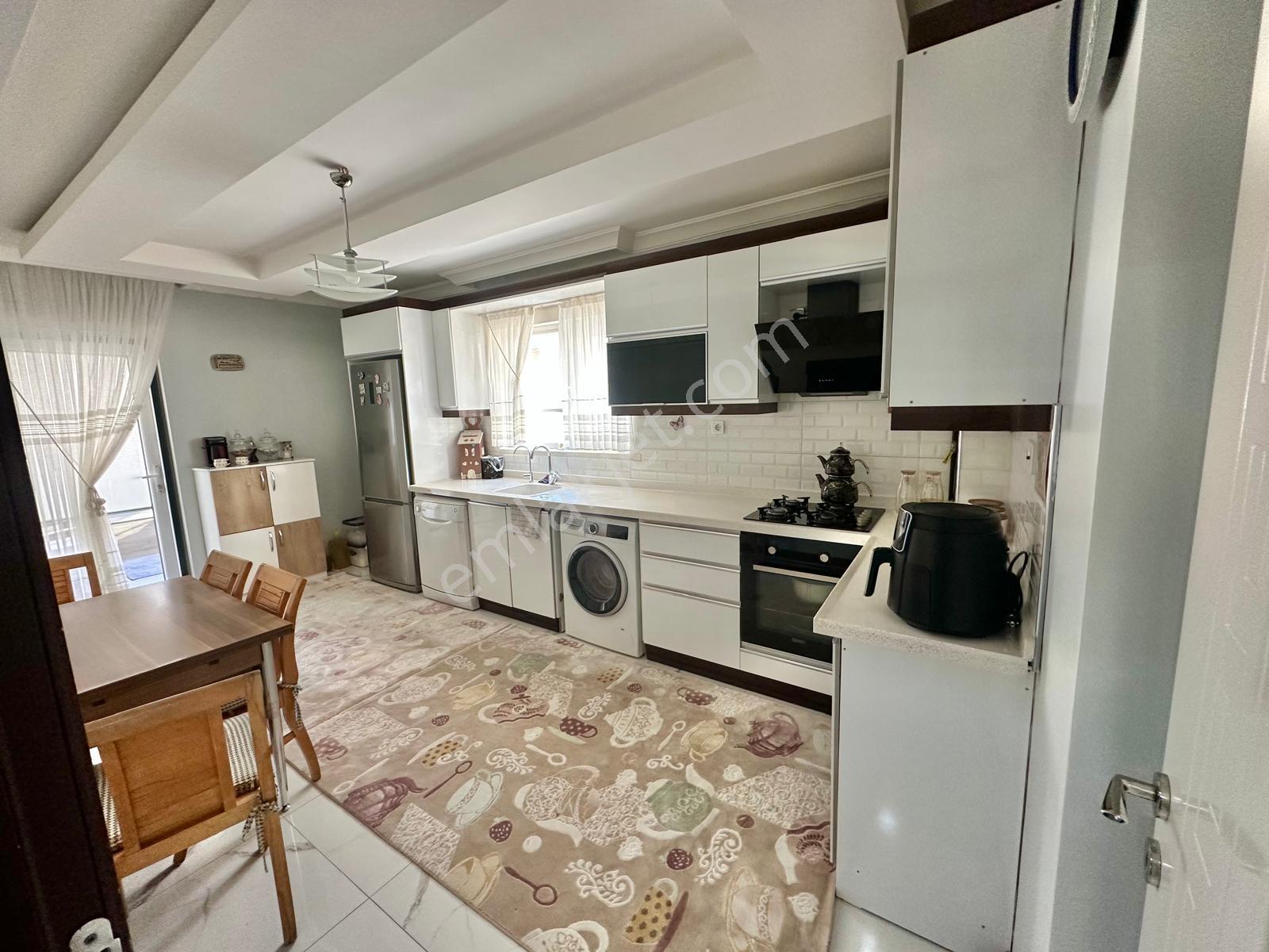 Etimesgut İstasyon Mah. Full Yapılı Geniş 4+1 Asansörlü Teras - Görsel 34