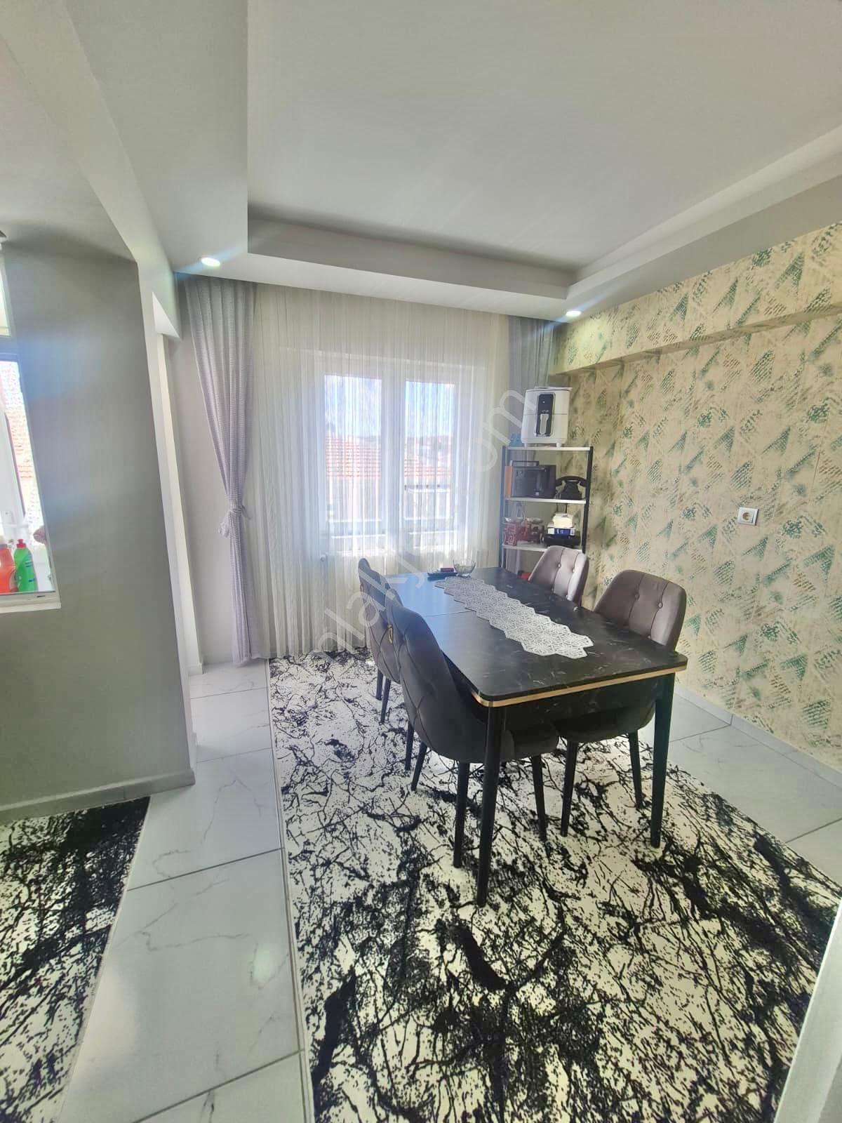 Sincan Pınarbaşı Mah. 4+2 Full Yapılı Ön Cephe Teras - Görsel 6
