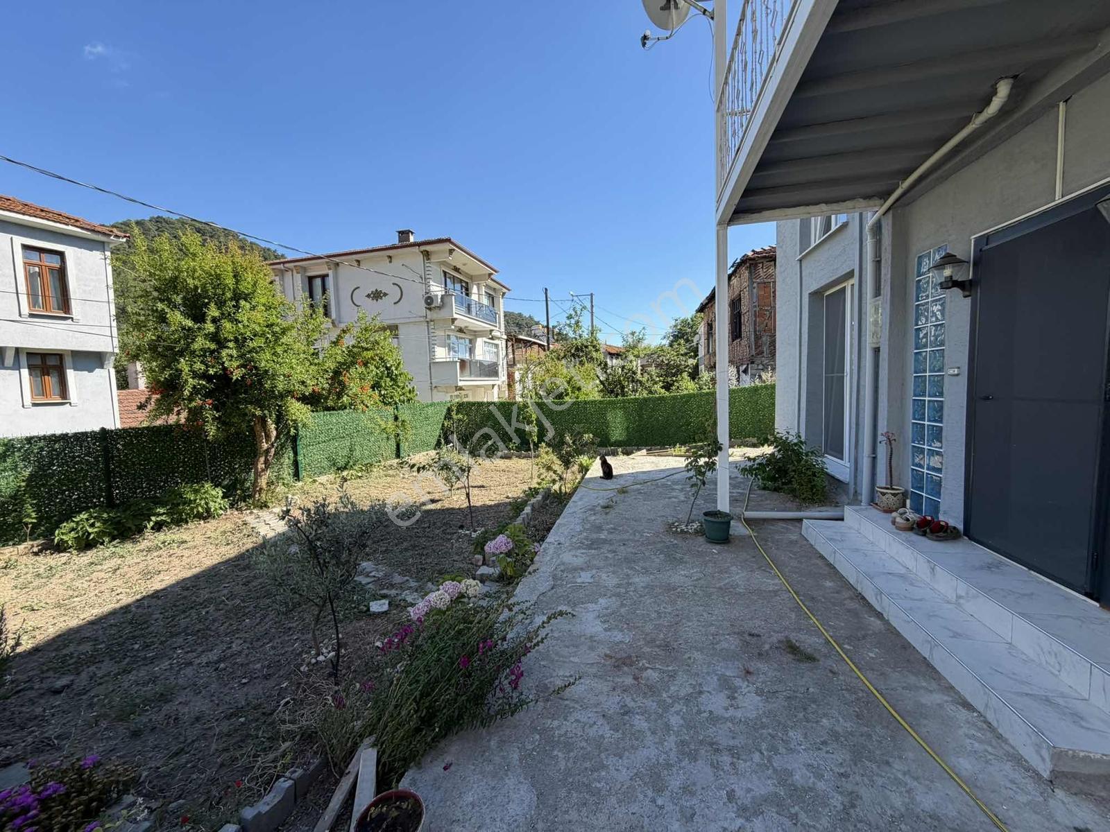 *yiğit Emlak Armutlu'dan*fıstıklı Köyünde*2 Katlı Villa - Görsel 24