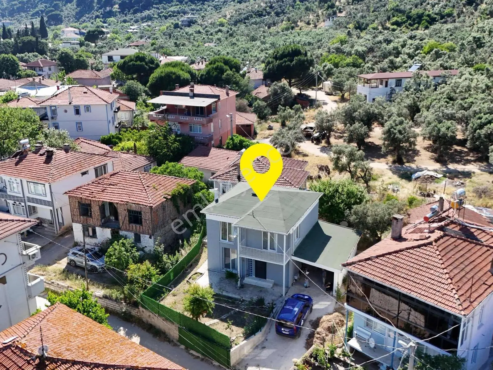 *yiğit Emlak Armutlu'dan*fıstıklı Köyünde*2 Katlı Villa