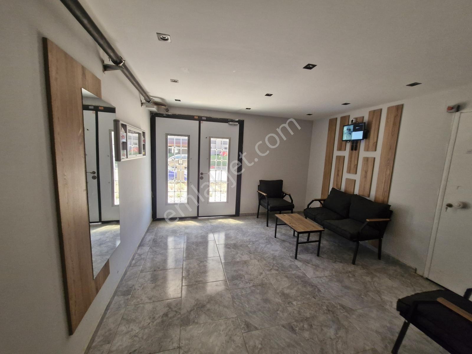 Seyrekte Satılık 1+1 Asansörlü Köşe Doğalgazlı Otoparklı Mkd Den - Görsel 20