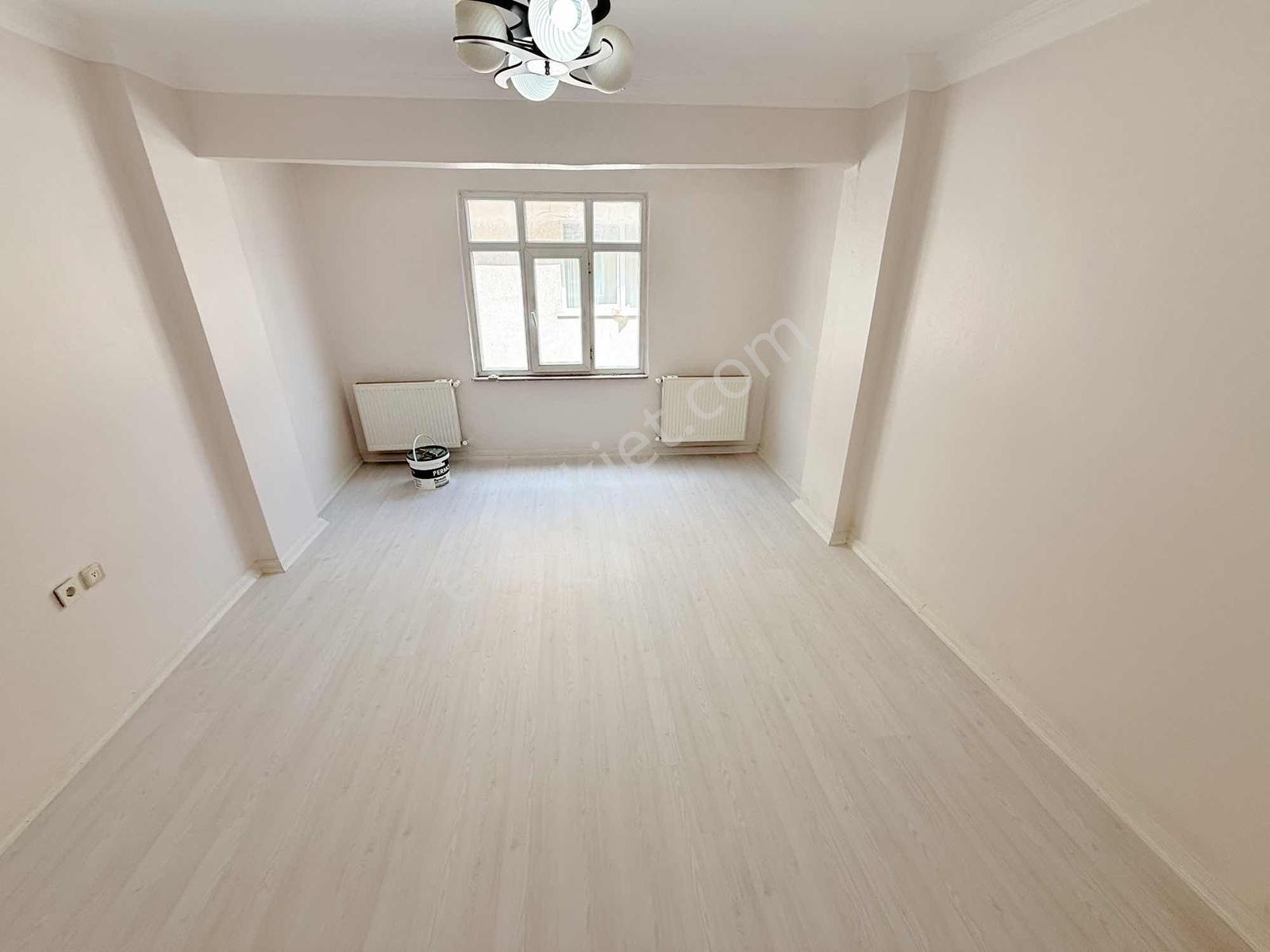 Arzu Emlak'tan Yunus Emre Mah.satılık Orta Kat Daire - Görsel 19