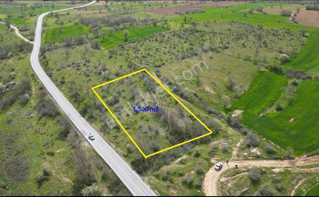 Kırklareli Merkez Üsküp'te Satılık 1900 M² Yatırımlık Tarla!