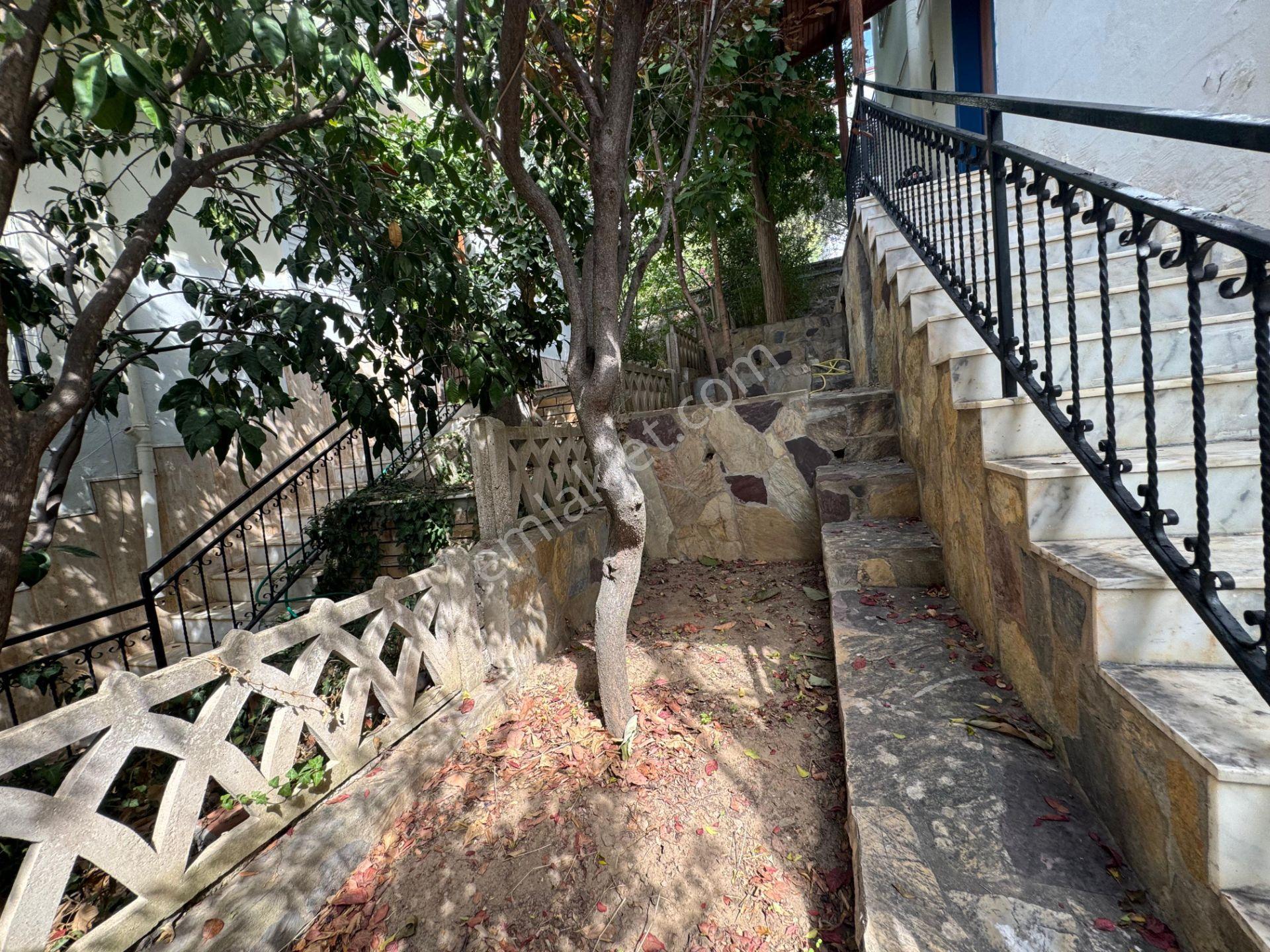 İzmir Özdere'de Doğa İle İç İçe Satılık Eşyalı 3+1 Villa - Görsel 24