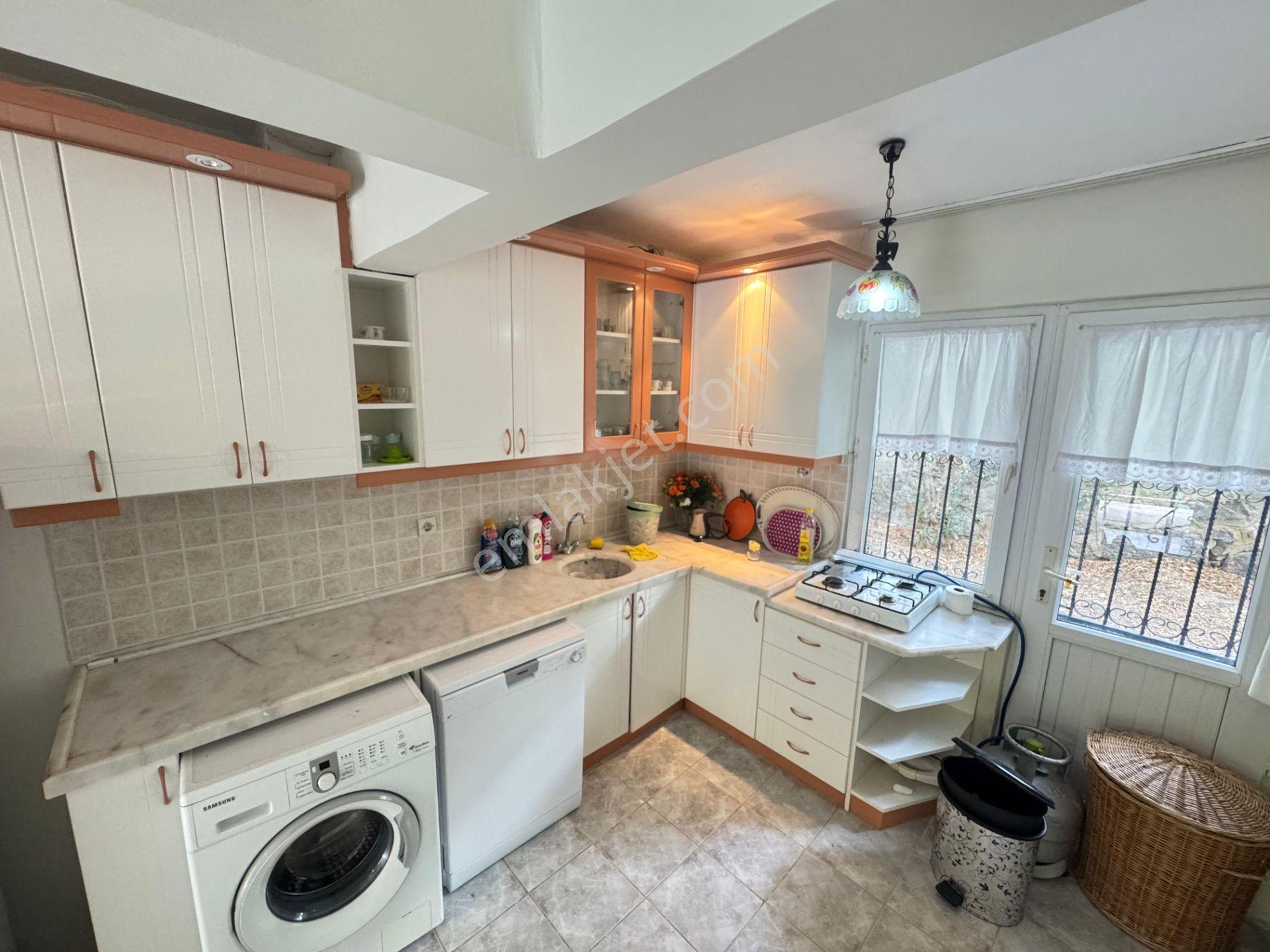İzmir Özdere'de Doğa İle İç İçe Satılık Eşyalı 3+1 Villa - Görsel 7