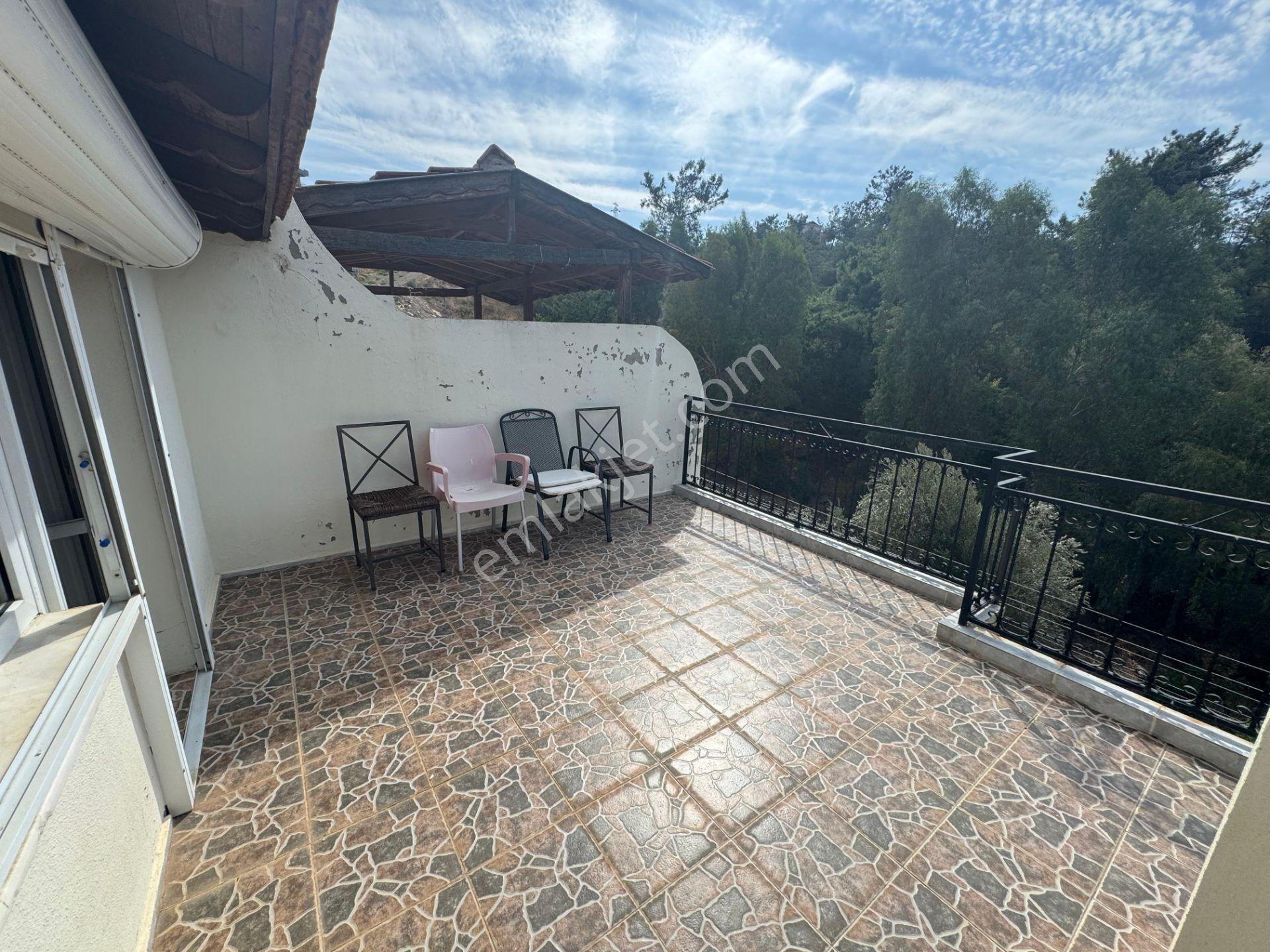 İzmir Özdere'de Doğa İle İç İçe Satılık Eşyalı 3+1 Villa - Görsel 18