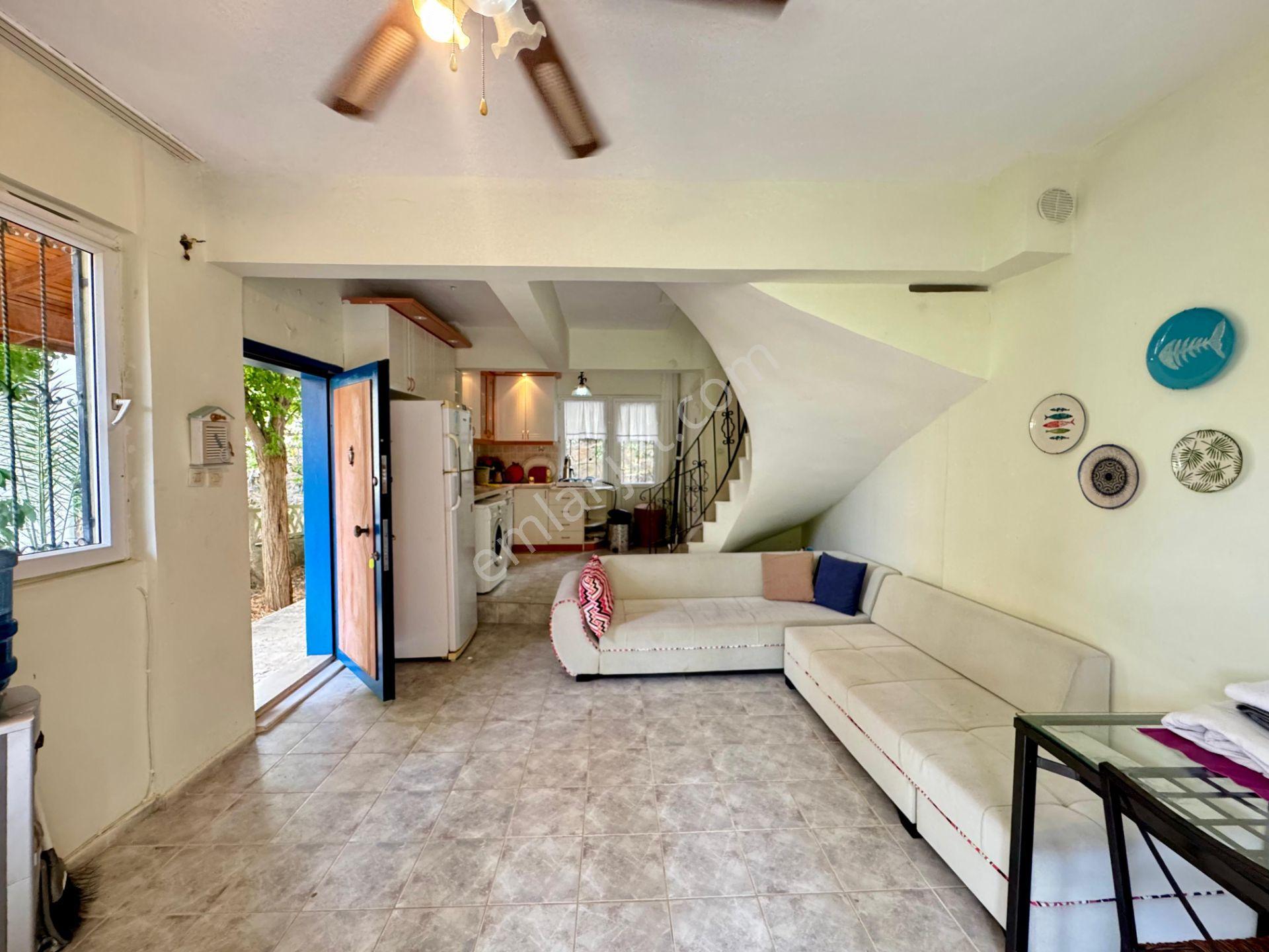 İzmir Özdere'de Doğa İle İç İçe Satılık Eşyalı 3+1 Villa - Görsel 6