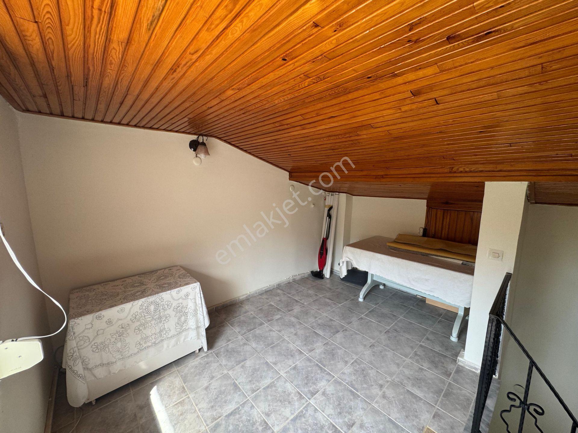 İzmir Özdere'de Doğa İle İç İçe Satılık Eşyalı 3+1 Villa - Görsel 16
