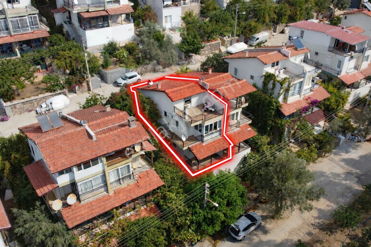 İzmir Özdere'de Doğa İle İç İçe Satılık Eşyalı 3+1 Villa