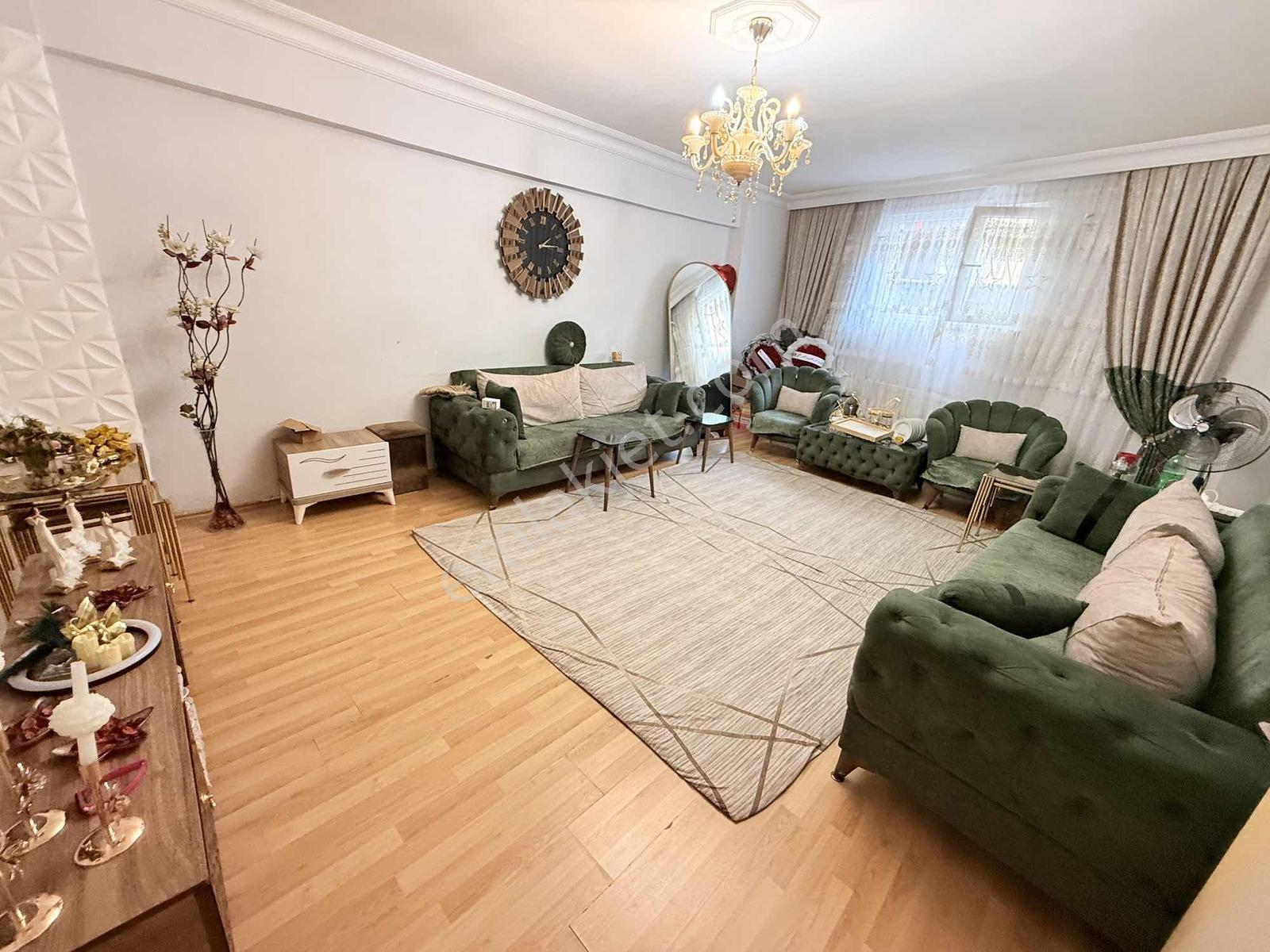 Arzu Emlak'tan Zübeyde Hanım Mah Satılık 90 M2 Masrafsız Kot1 - Görsel 9