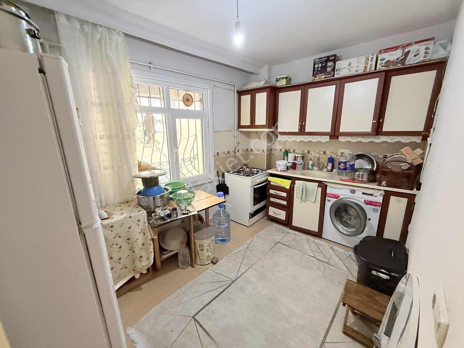 Arzu Emlak'tan Zübeyde Hanım Mah Satılık 90 M2 Masrafsız Kot1 - Görsel 35