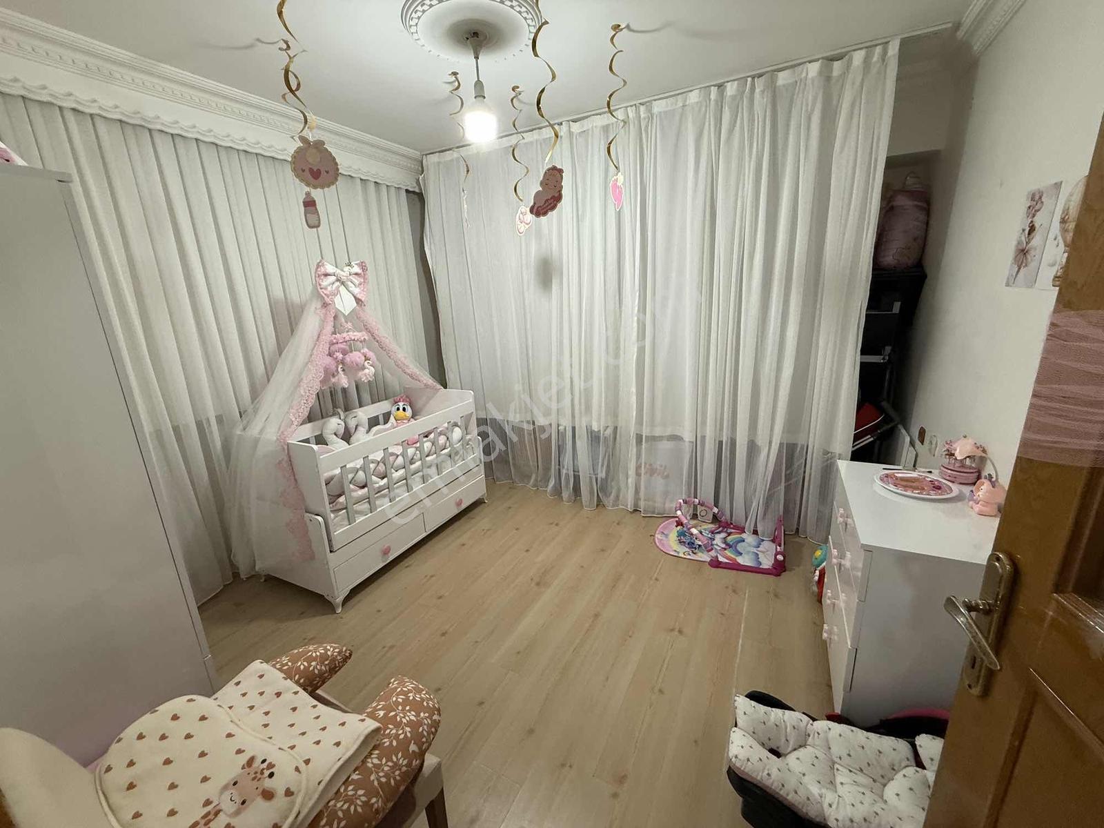 Arzu Emlak'tan 75.yıl Mah.200 M2 4+2 Dubleks Daire - Görsel 49