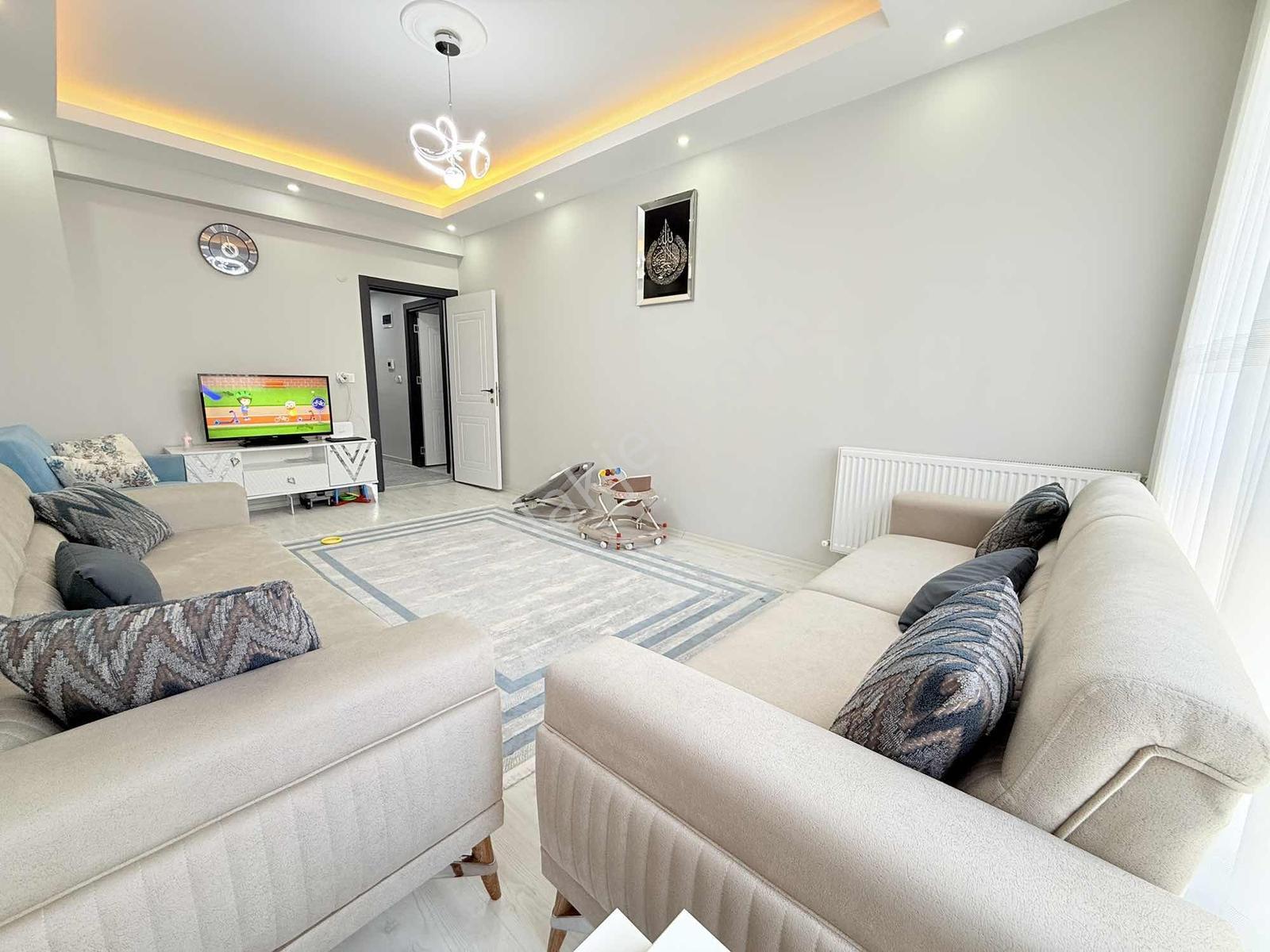 Arzu Emlak'tan 1.yaşında Asansörlü İskanlı Satılık Ara Kat Daire - Görsel 52