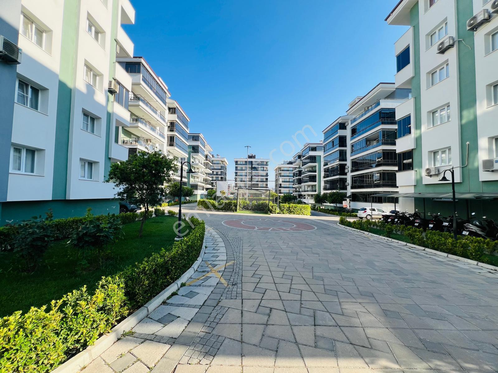 Göçmen Gayrimenkul'den Yeşil Mah.3+1 Satılık Lüks Daire - Görsel 23
