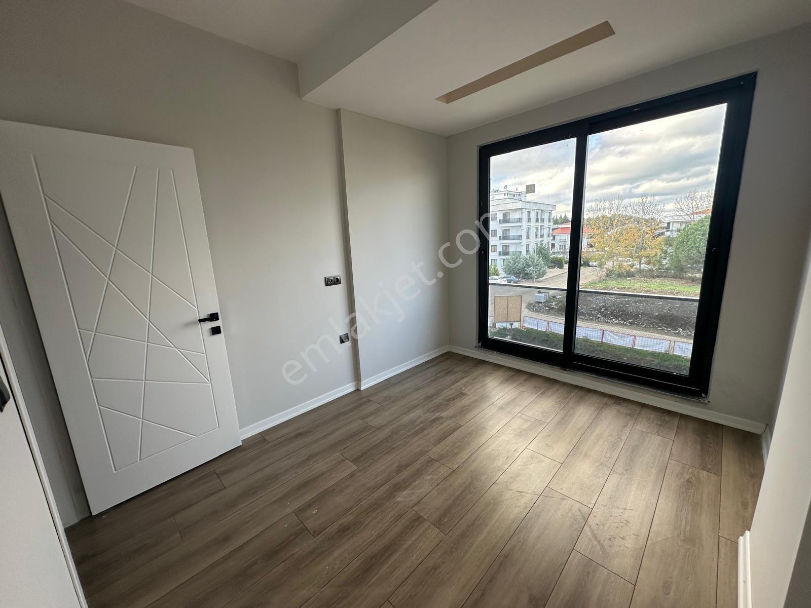 Bulut Emlaktan Atakum Sahilde Sıfır Lüks 1+1 Kiralık Daire - Görsel 11
