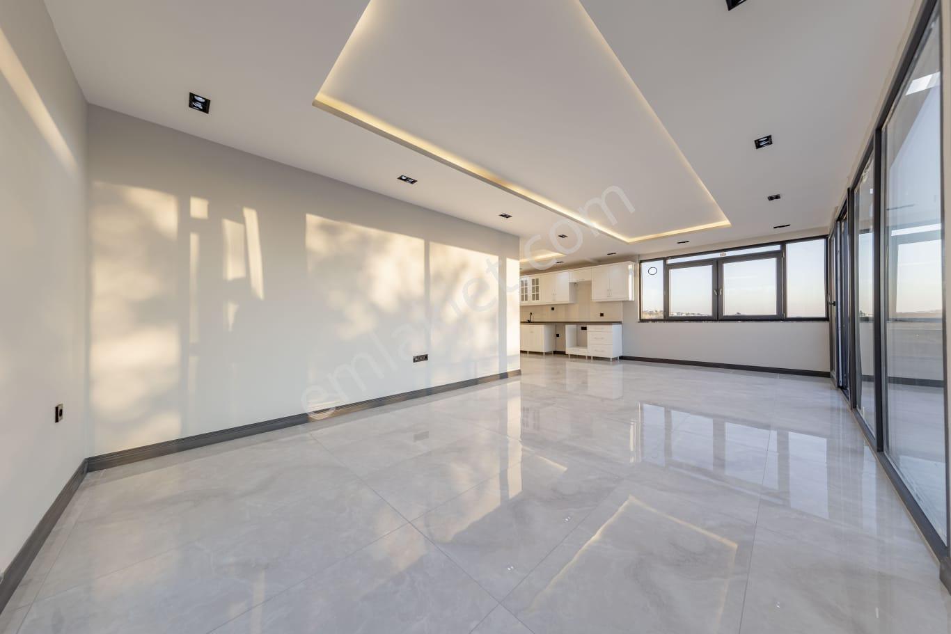 Gürpınar Deniz Manzaralı Sıfır Yeni Yapı Villa Havuzlu - Görsel 4