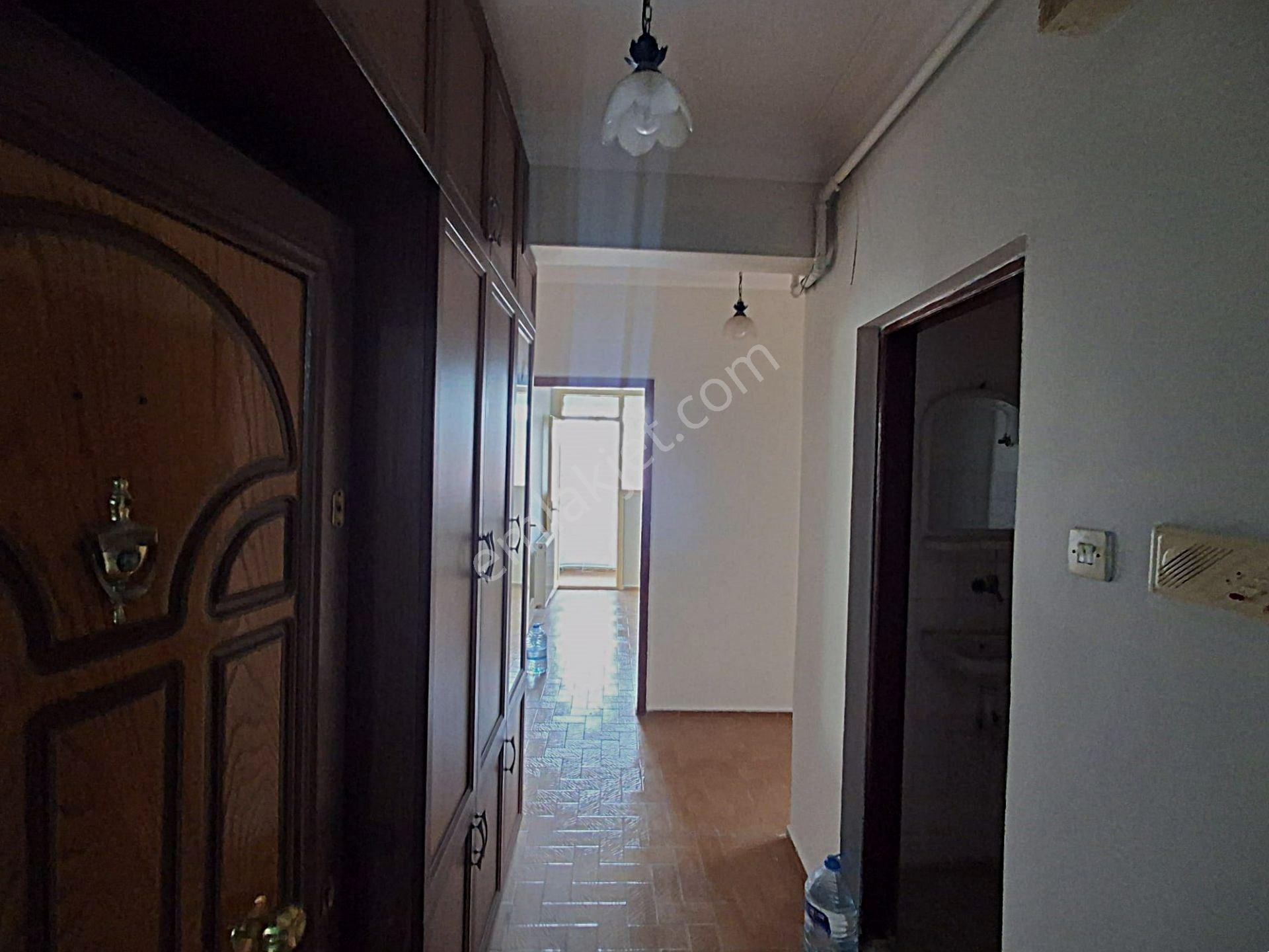 Gebze'de Şehit Numan Dede Cad. 3+1 Geniş Arakat Satılık Daire - Görsel 5