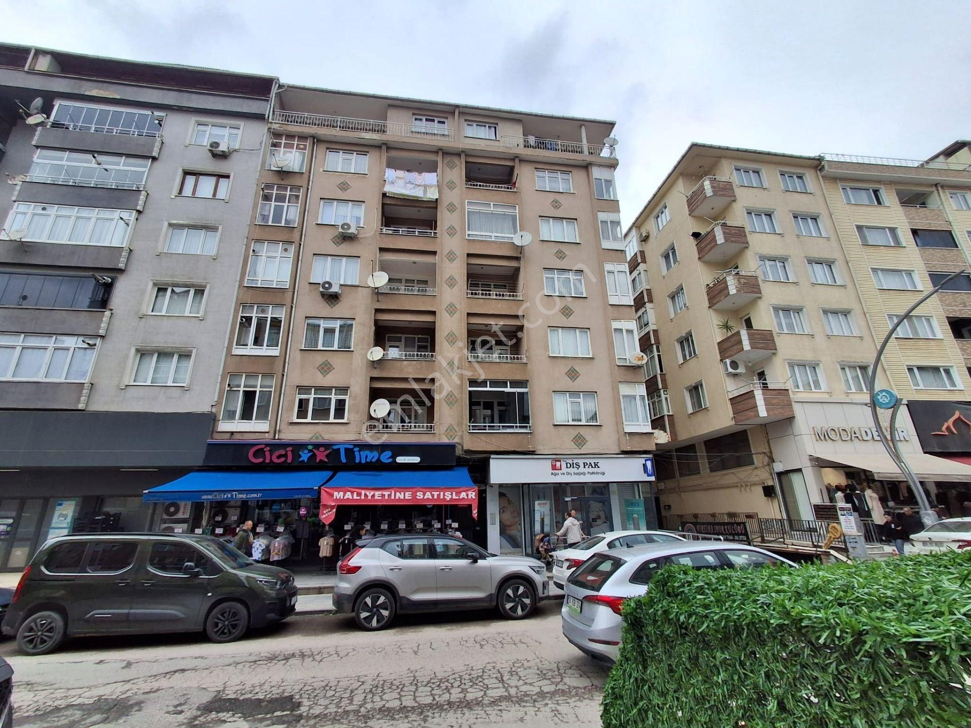 Gebze'de Şehit Numan Dede Cad. 3+1 Geniş Arakat Satılık Daire - Görsel 33