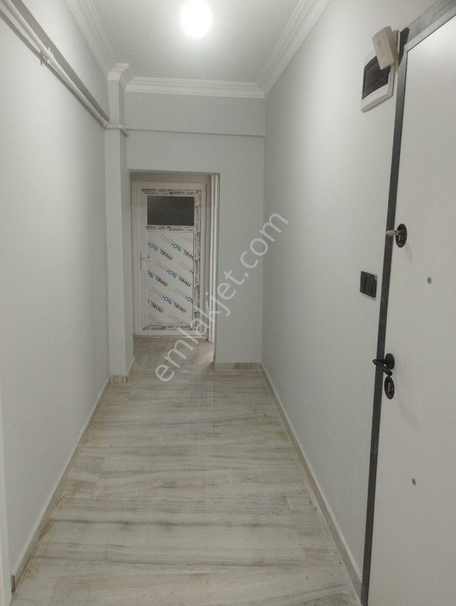 Kemalpaşa Mahallesinde 2+1 96 M2 Yenilenmiş Satılık Daire - Görsel 5