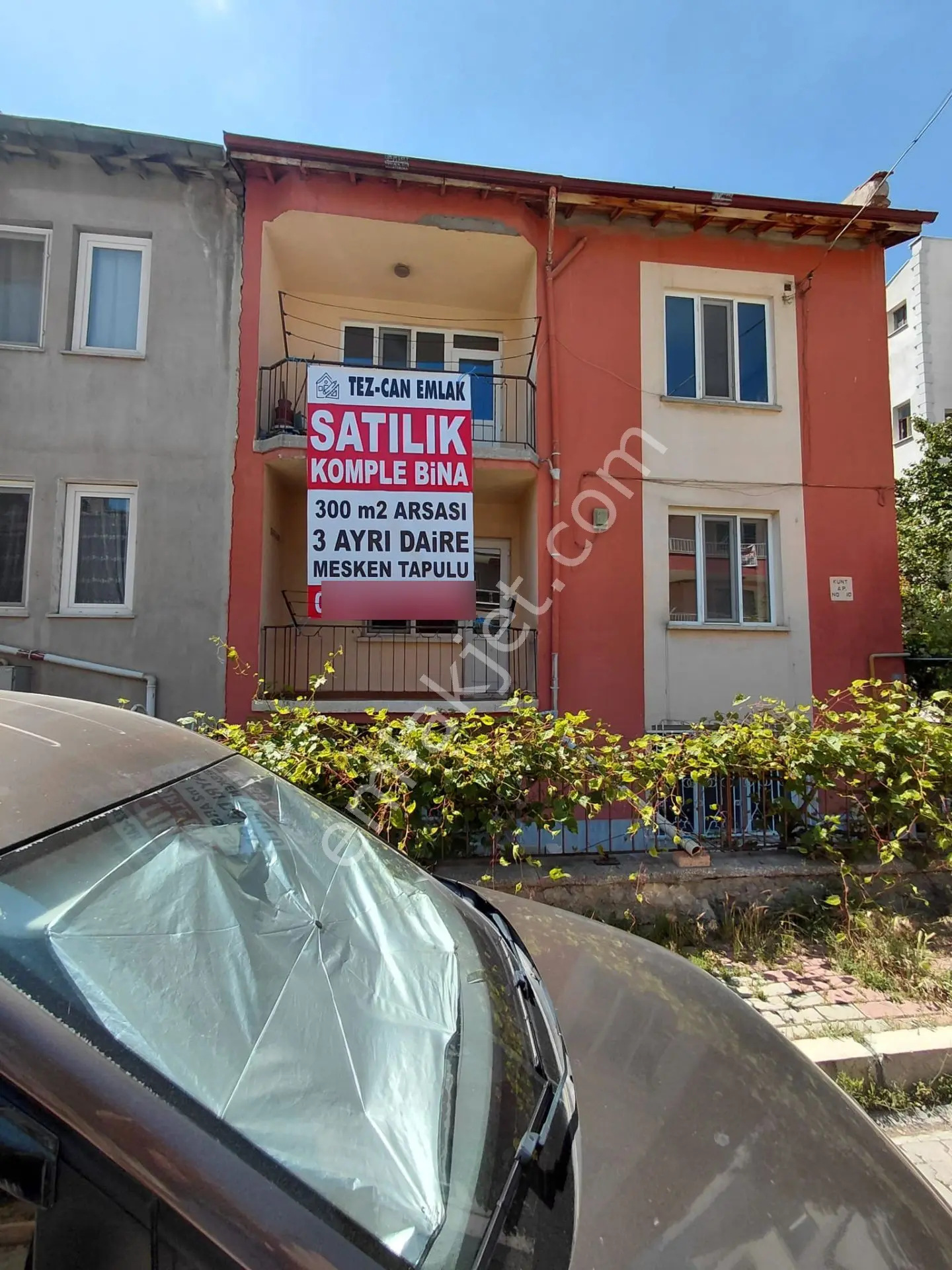 Esentepe Mah Satılık Bina Komple Ve Arsası