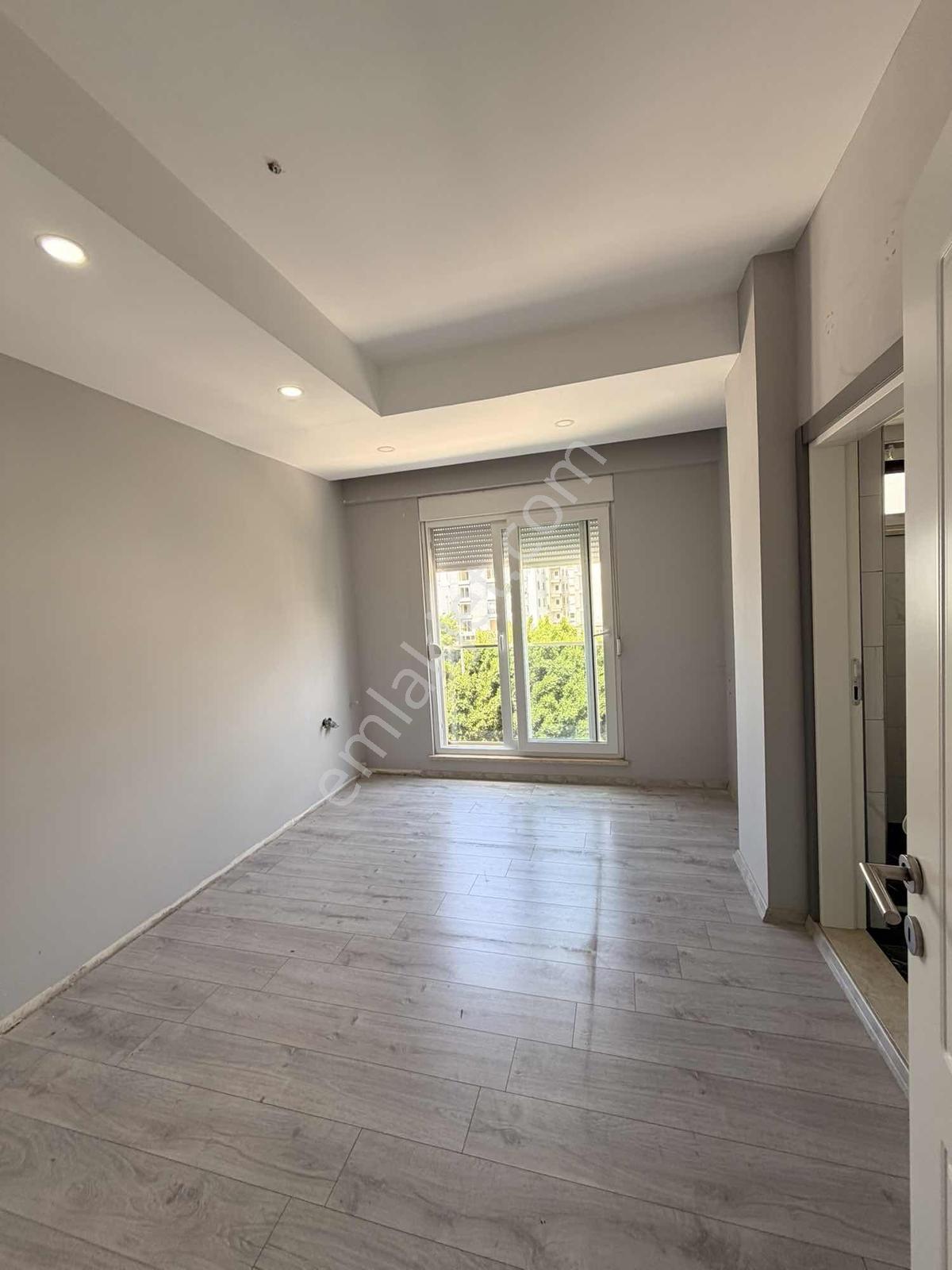 Bmk'dan Merkezi Konumda Kiralık Lüks 2+1 Daire - Görsel 28
