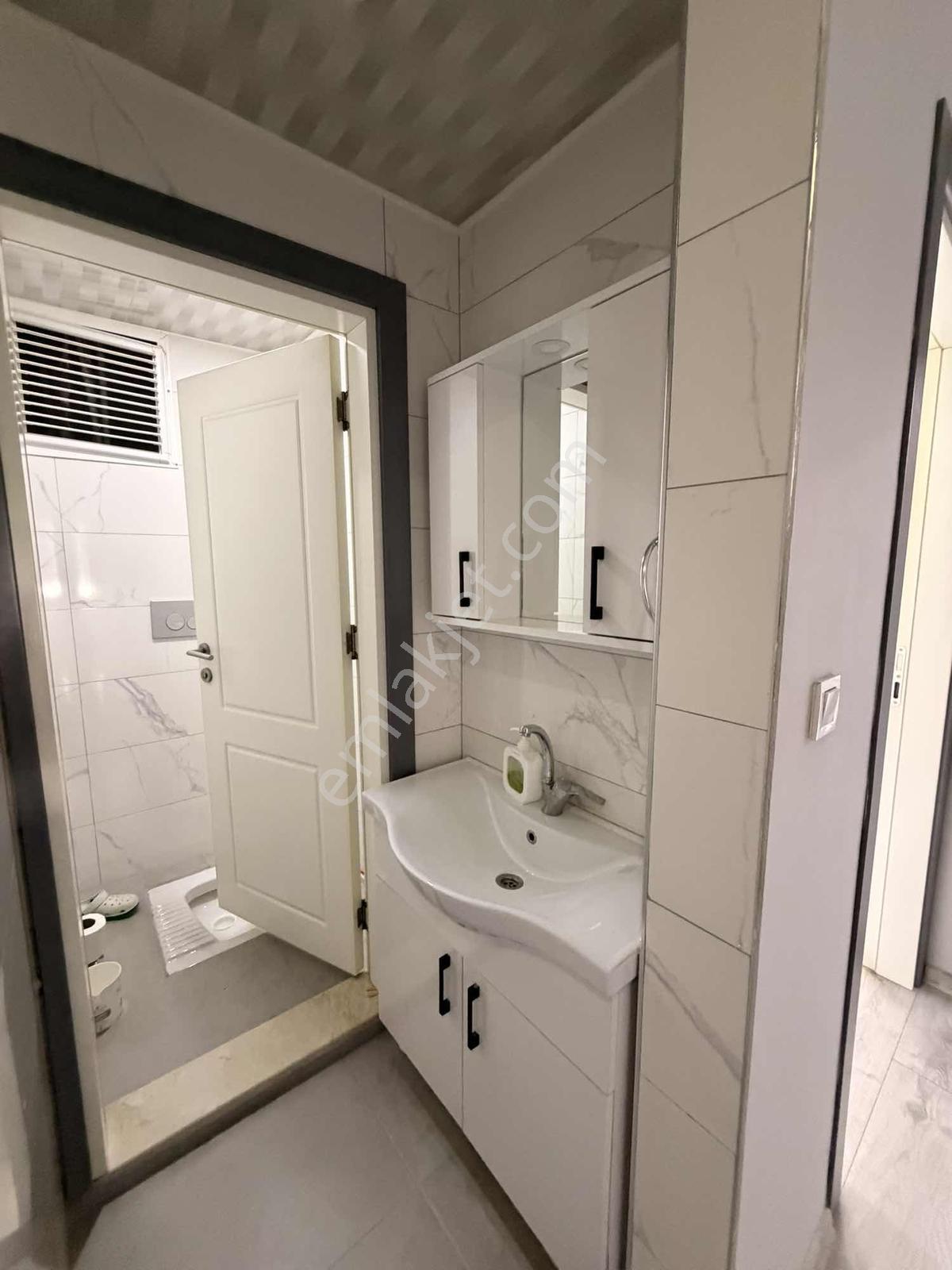 Bmk'dan Merkezi Konumda Kiralık Lüks 2+1 Daire - Görsel 16