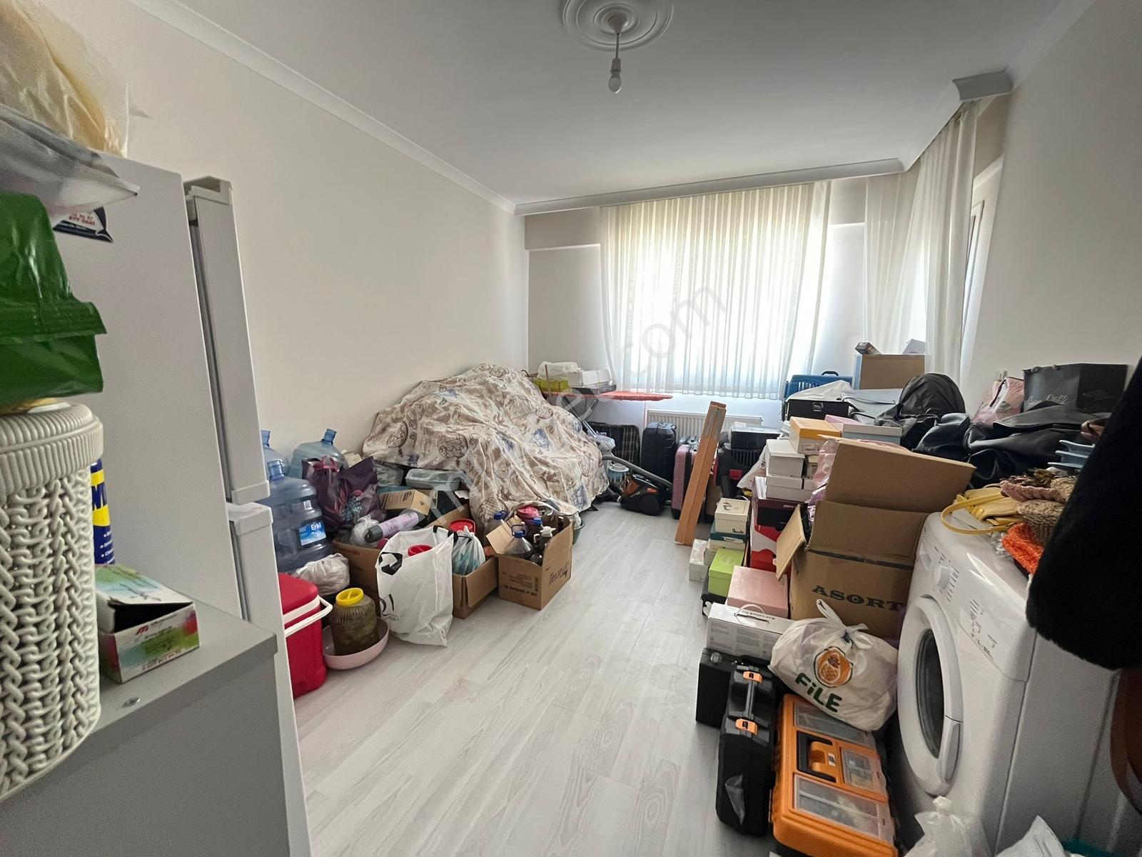 Çözüm Emlak'tan Muradiye'de Site İçinde Karanlıksız 2+1 Daire - Görsel 16