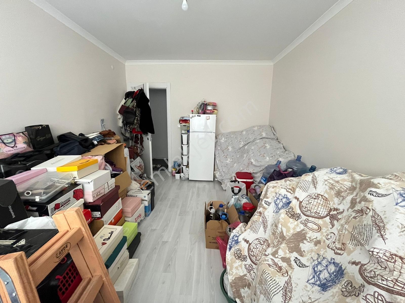 Çözüm Emlak'tan Muradiye'de Site İçinde Karanlıksız 2+1 Daire - Görsel 33