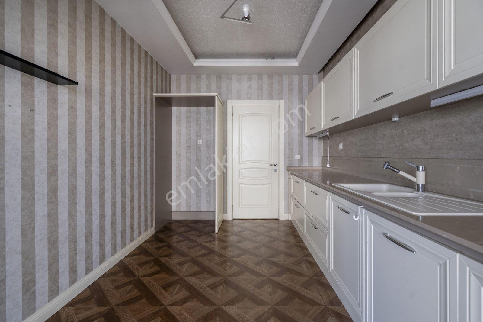 Remax Leon'dan Balat City 4'te 3+1 Satılık Daire - Görsel 2