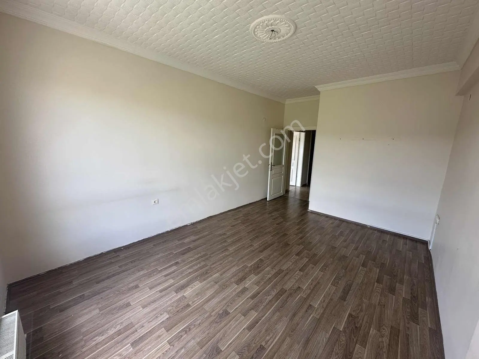 2000 Evler Mah.de Sultanpark Sitesinde D-g-b Cephe Satılık 4+1 - Görsel 5