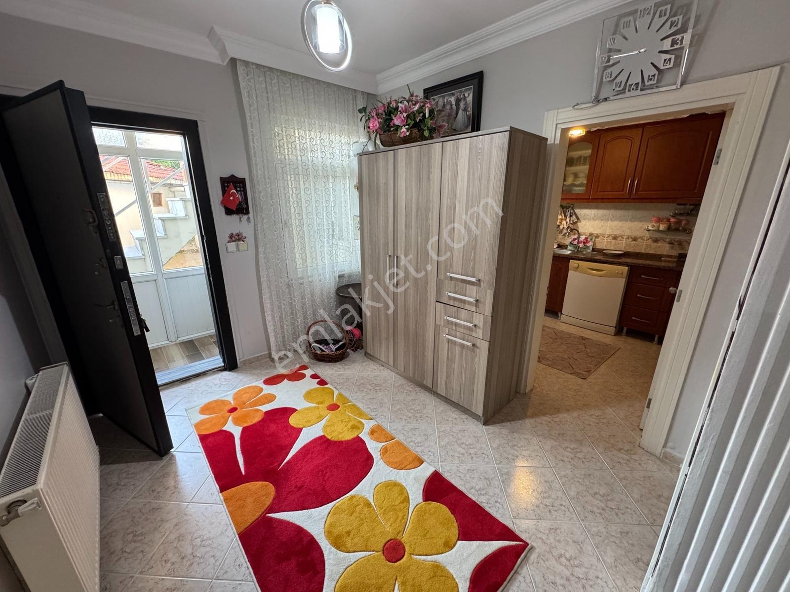 Silivri Yeni Mah. Giriş Kat 2+1 Full Eşyalı Kiralık Daire - Görsel 13