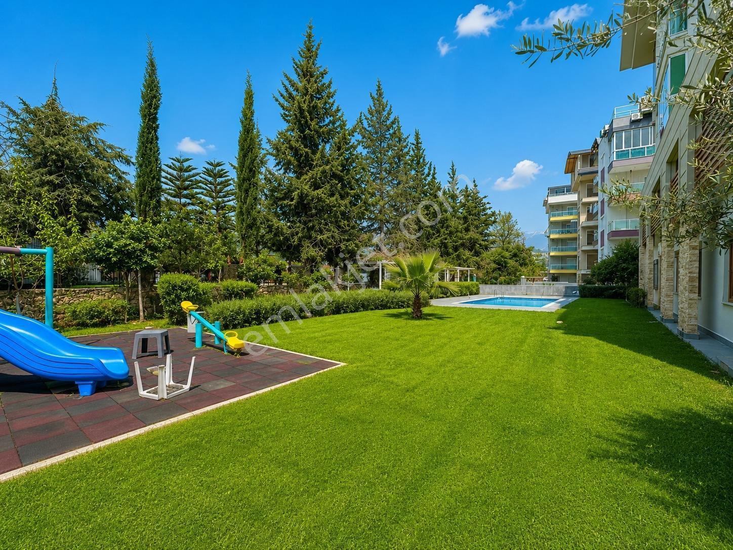 Alanya Oba 6+1 Bahçe Dubleks 425 M2 Lüks Site İçi Full Aktivite - Görsel 12