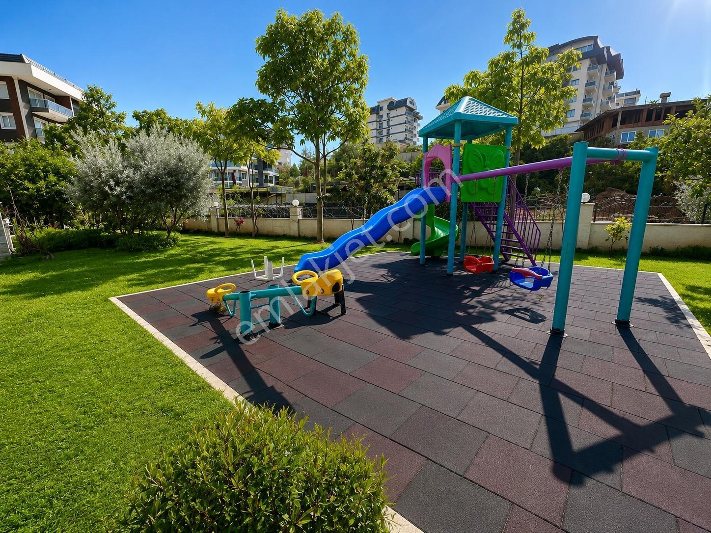Alanya Oba 6+1 Bahçe Dubleks 425 M2 Lüks Site İçi Full Aktivite - Görsel 8