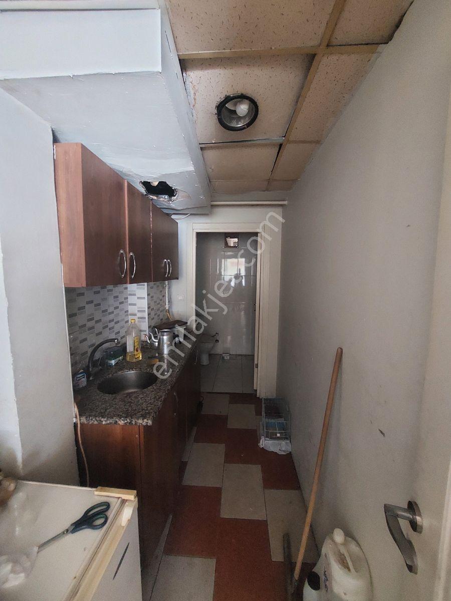 Ayışığından Molla Gürani Metrosuna Yakın 80 M2 Kiralık Dükkan - Görsel 9