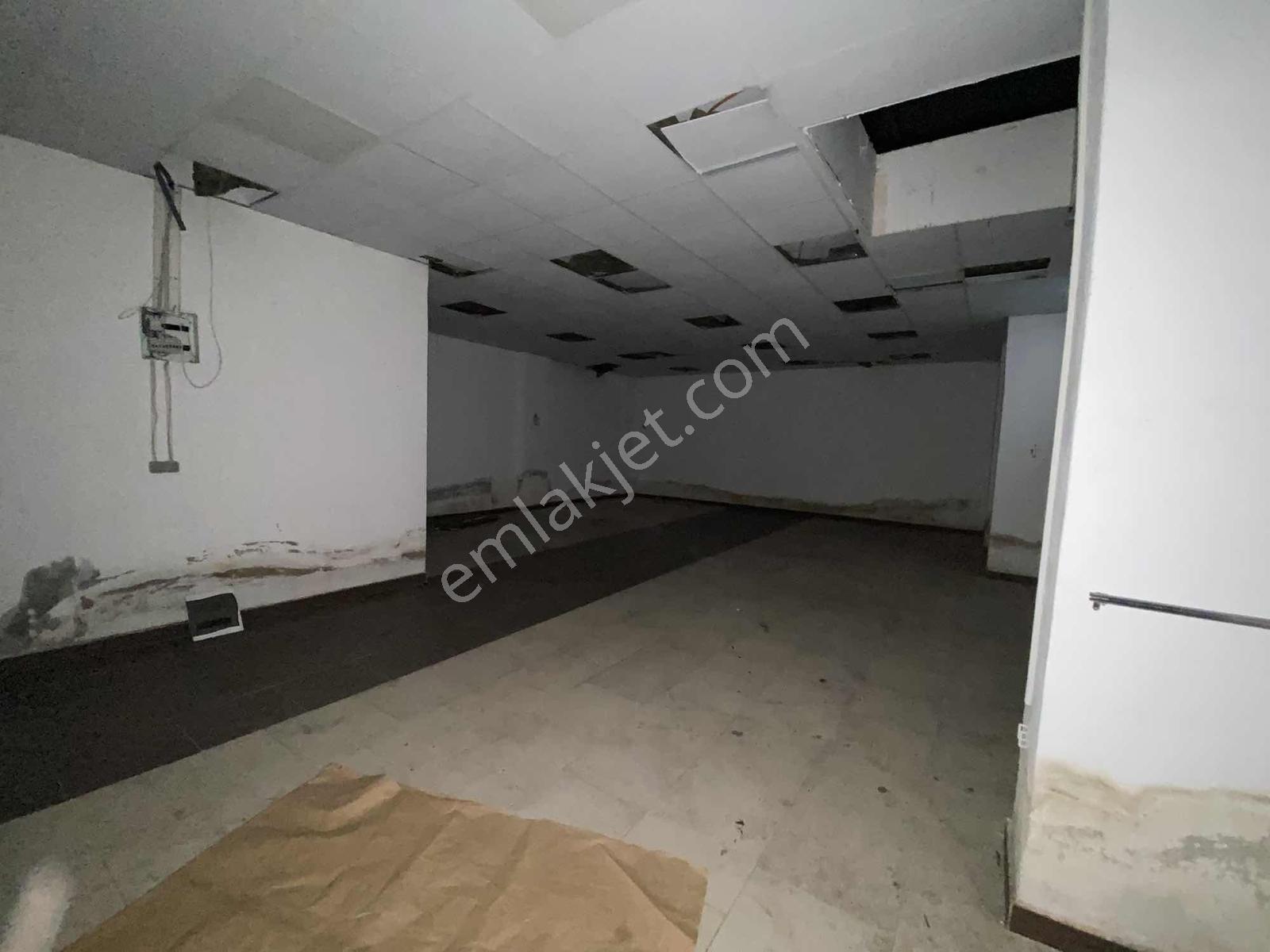 Göksu'da Cadde Üstü Kiralık Giriş +asma Kat+ Bodrum Dükkan - Görsel 27