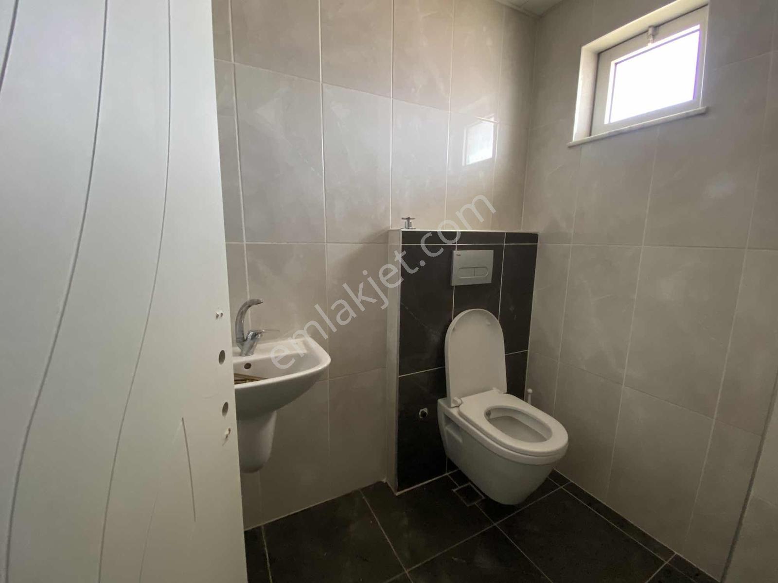 Göksu'da Cadde Üstü Kiralık Giriş +asma Kat+ Bodrum Dükkan - Görsel 17