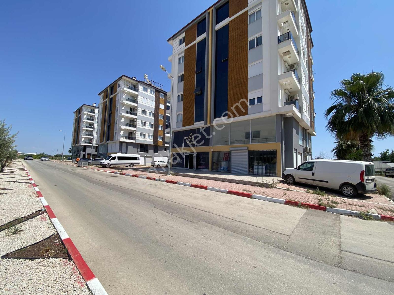Göksu'da Cadde Üstü Kiralık Giriş +asma Kat+ Bodrum Dükkan - Görsel 4