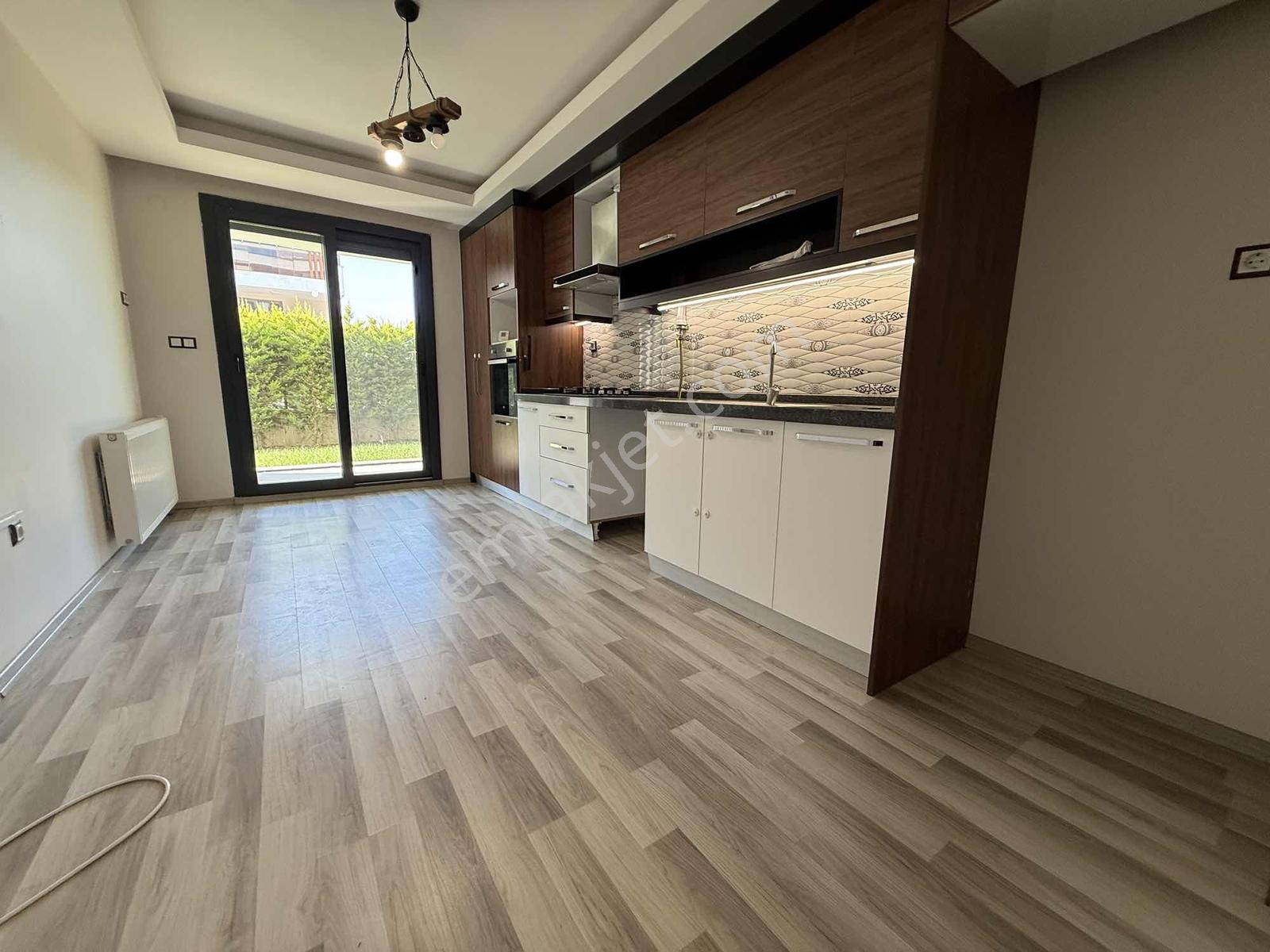 Kent Gayrimenkul'den Barankaya Sitesinde Bahçe Katı Kiralık - Görsel 10
