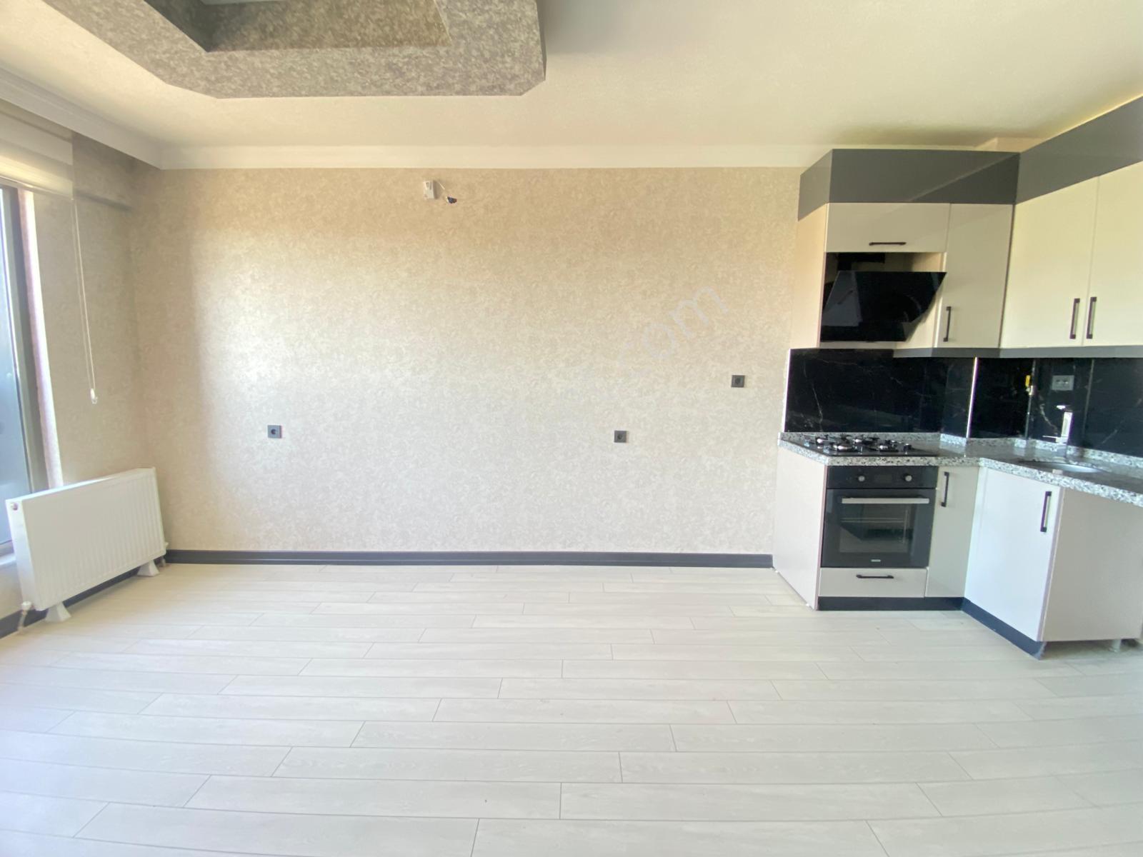 İncek'te Ön Cephe Vadi Manzaralı Cam Balkonlu Lüks Kiralık 1+1 - Görsel 7
