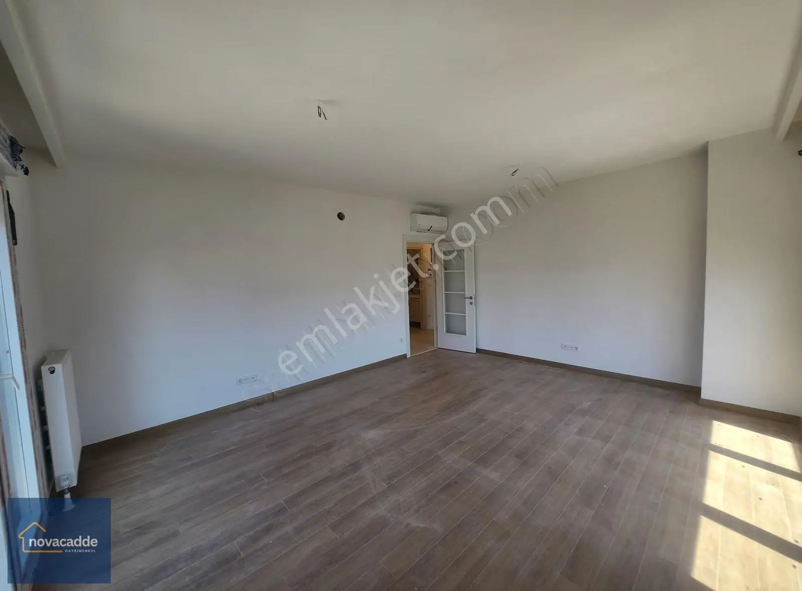 Nova Cadde'den Bostancıda Sıfır Binada Geniş Ferah 2+1daire