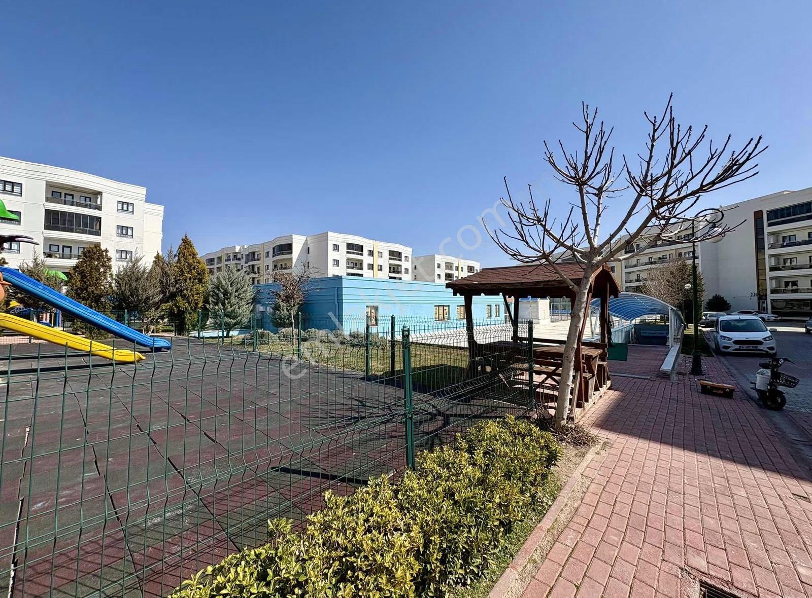 Özlemyardımcı'dan Bakyapıprestij'de Ful Eşyalı Kiralık 2+1 Daire - Görsel 17