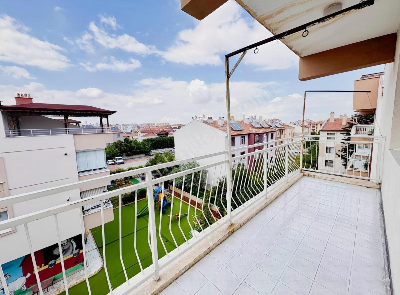Özlem Yardımcı'dan Buhara Mah'de Bakımlı Kiralık 3+1 Daire - Görsel 4
