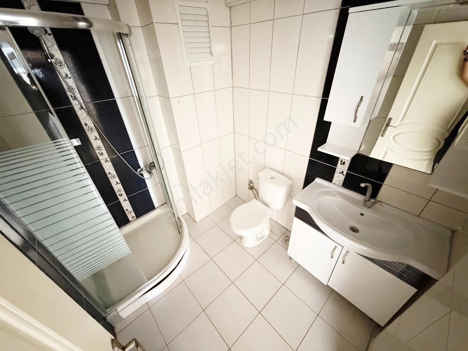 Htc Gayrimenkul'den Menderes Mah Güney/batı Cph Caddeye Ykn 3+1 - Görsel 10