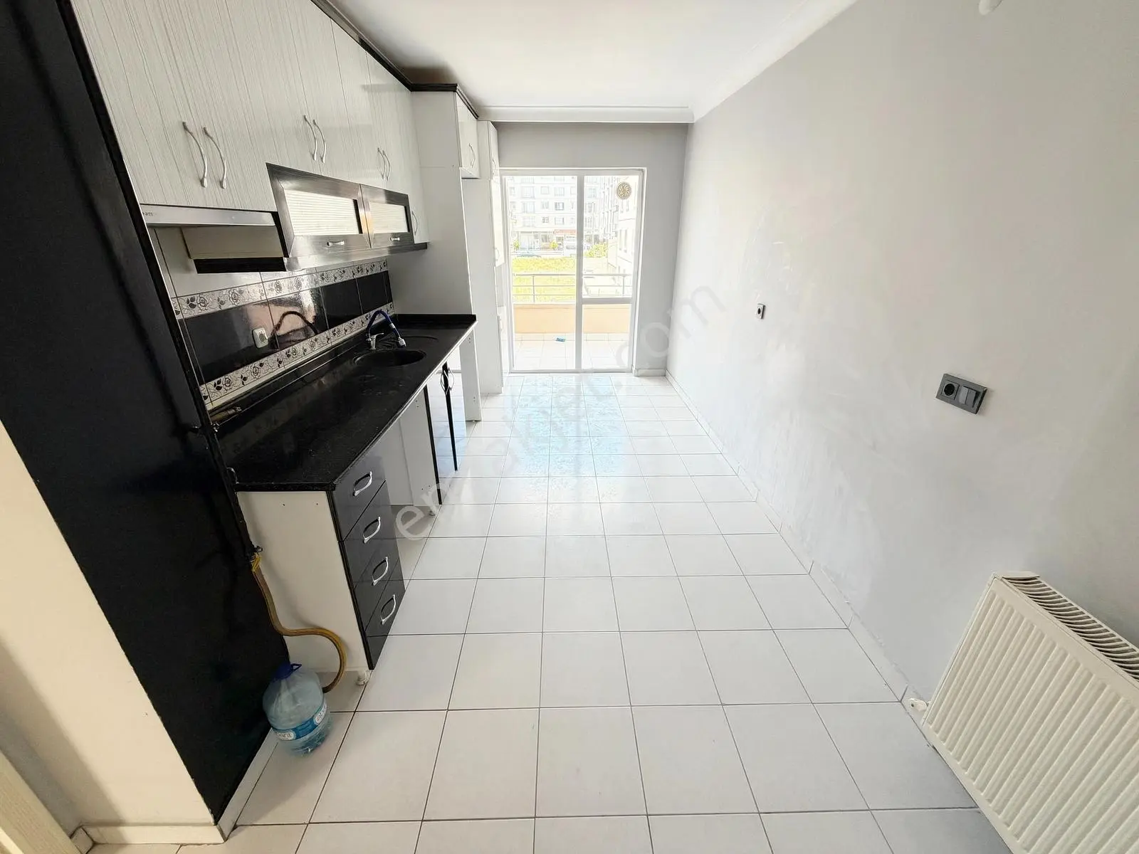Htc Gayrimenkul'den Menderes Mah Güney/batı Cph Caddeye Ykn 3+1 - Görsel 4