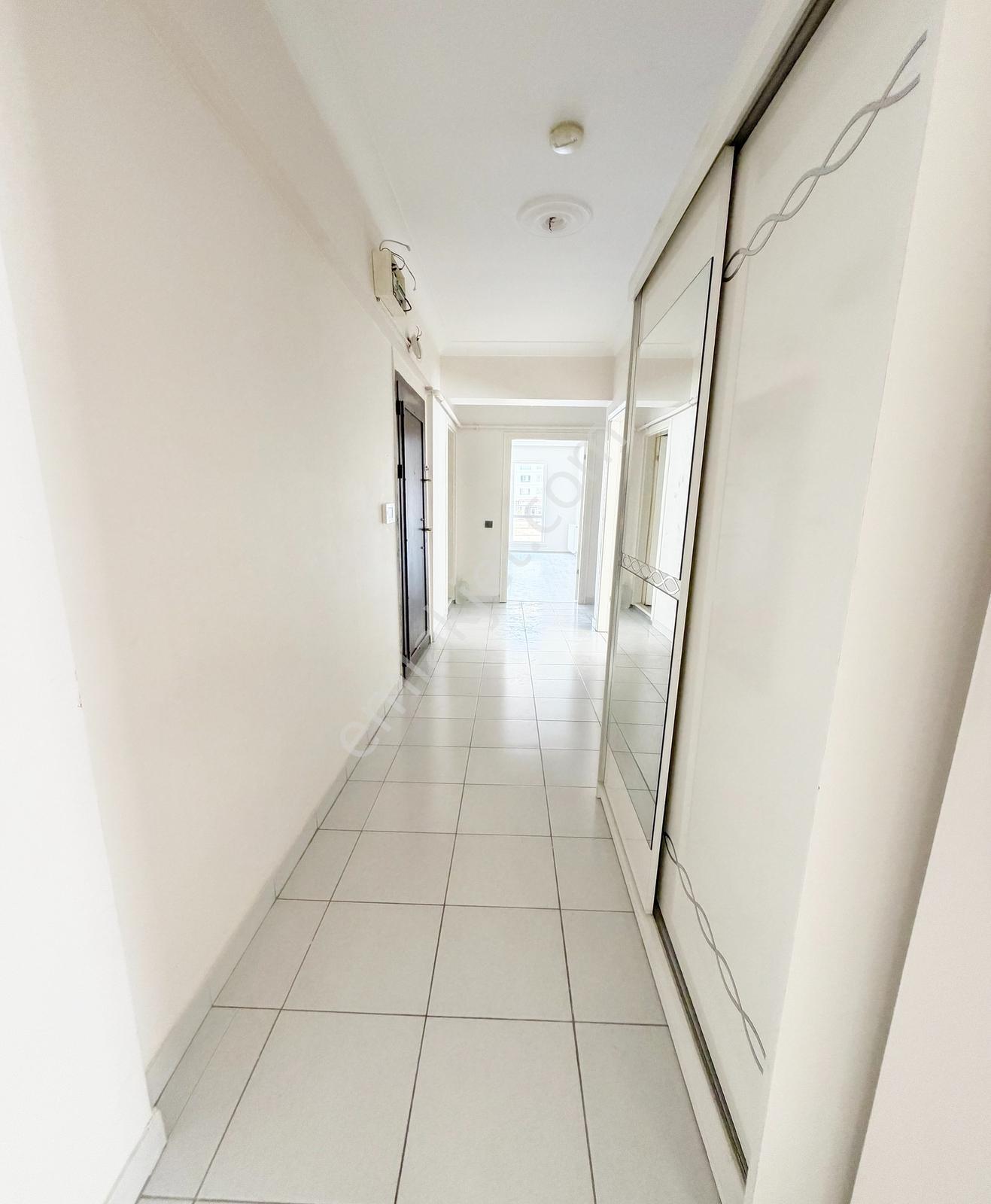 Htc Gayrimenkul'den Menderes Mah Güney/batı Cph Caddeye Ykn 3+1 - Görsel 32